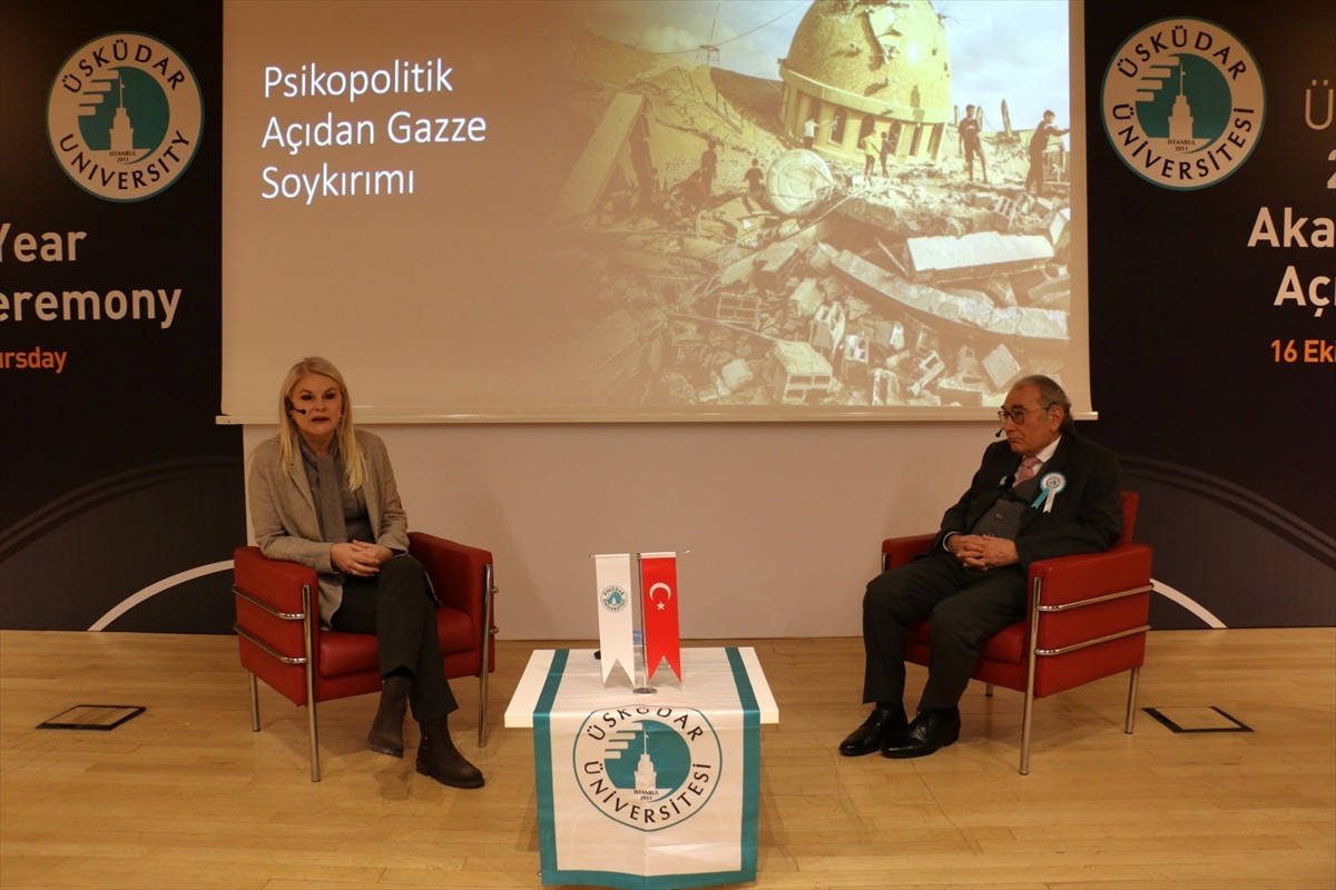 Üsküdar Üniversitesi, 2025-2026 Akademik Yılı törenle açıldı. 