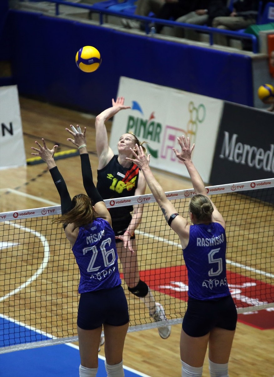 Vodafone Sultanlar Ligi'nin 2. haftasında Aydın Büyükşehir Belediyespor, Göztepe ile Mimar Sinan...