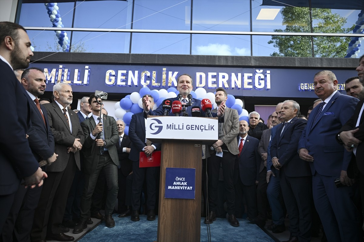 Yeniden Refah Partisi Genel Başkanı Fatih Erbakan, Balgat Mahallesi'nde inşası tamamlanan Milli...