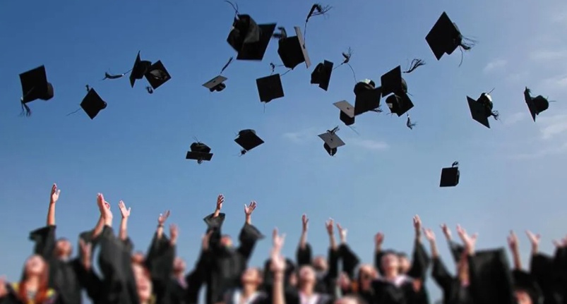 YÖK Taslağı: 4 Yıllık Lisanslarda Başarılı Öğrencilere 3 Yılda Mezuniyet İmkanı