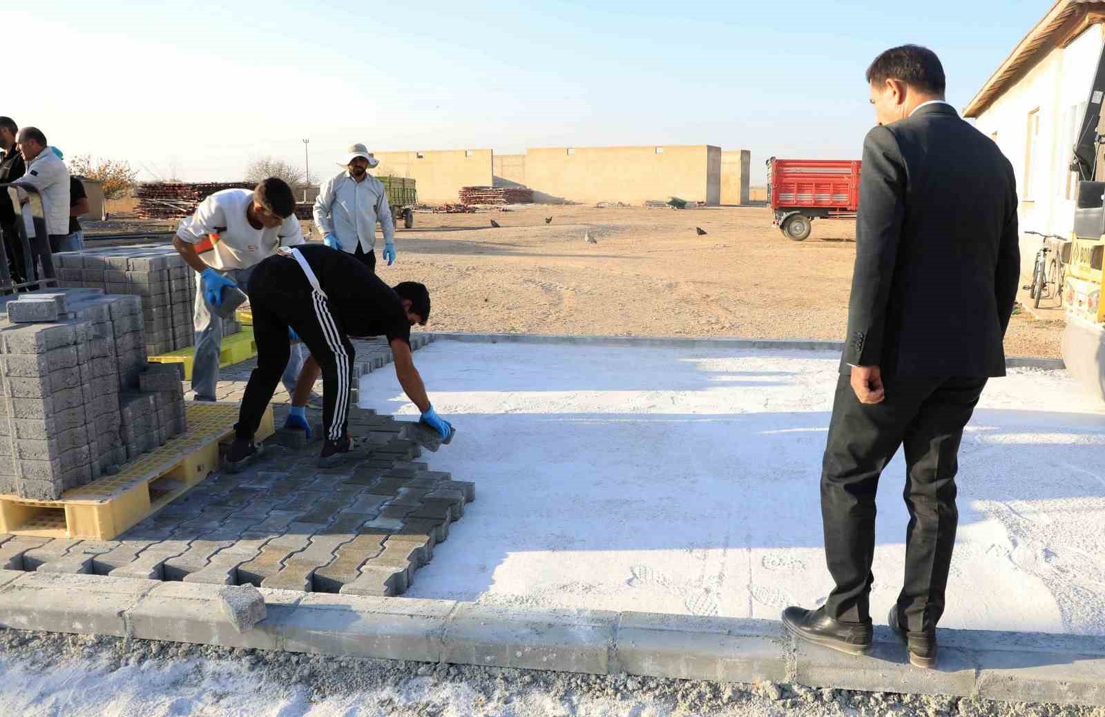 2025 YILI ÇALIŞMA PROGRAMI ÇERÇEVESİNDE 245 BİN METREKARE PARKE VE 80 BİN METRETÜL BORDÜR...