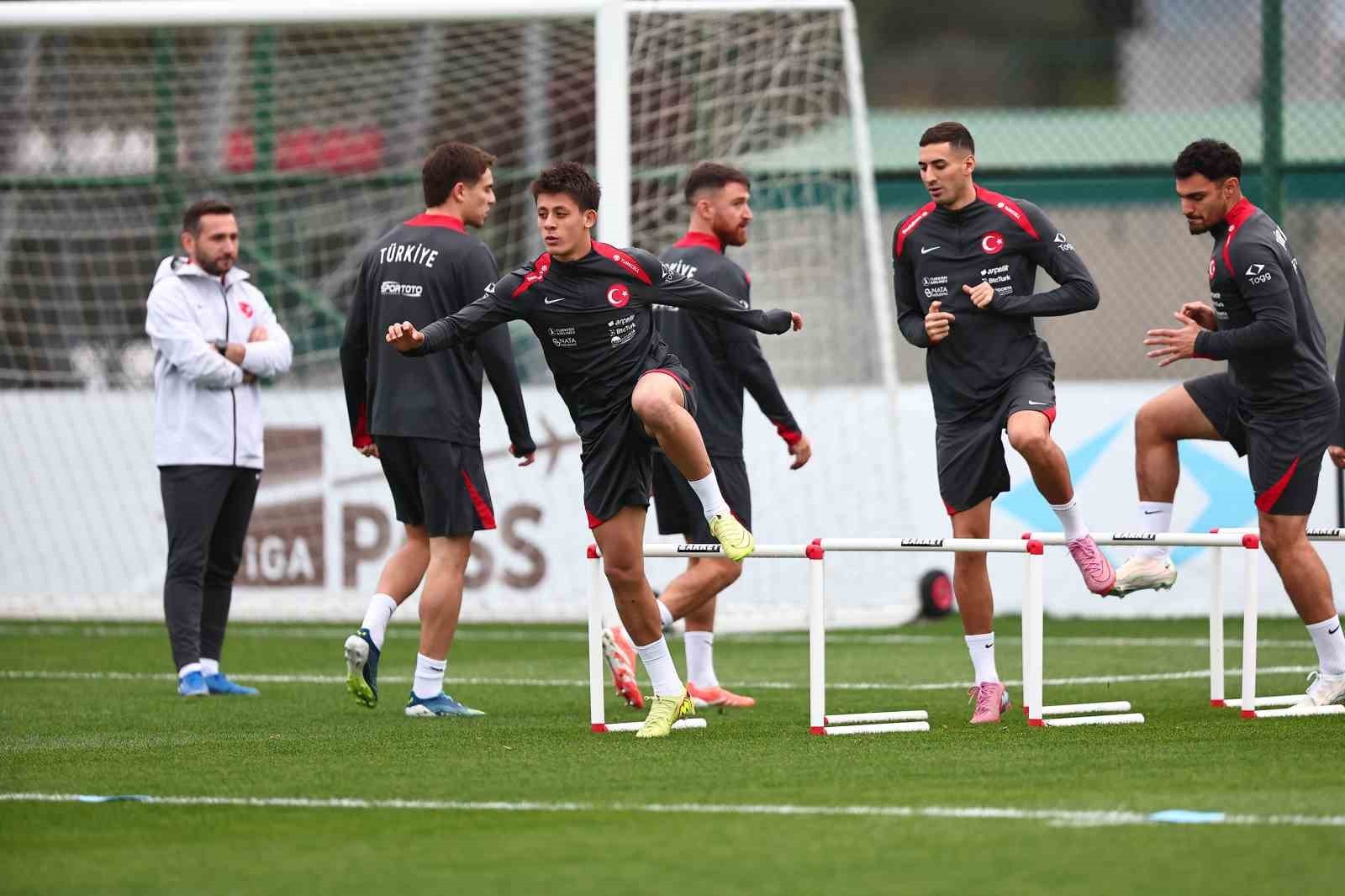 2026 DÜNYA KUPASI ELEMELERİ E GRUBU MAÇINDA 15 KASIM CUMARTESİ GÜNÜ BURSA'DA BULGARİSTAN'I...