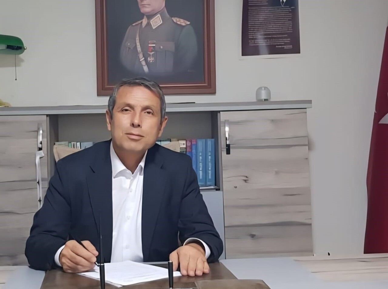 25 KASIM KADINA YÖNELİK ŞİDDETE KARŞI MÜCADELE GÜNÜ İLE İLGİLİ AÇIKLAMALARDA BULUNAN DEMOKRAT...