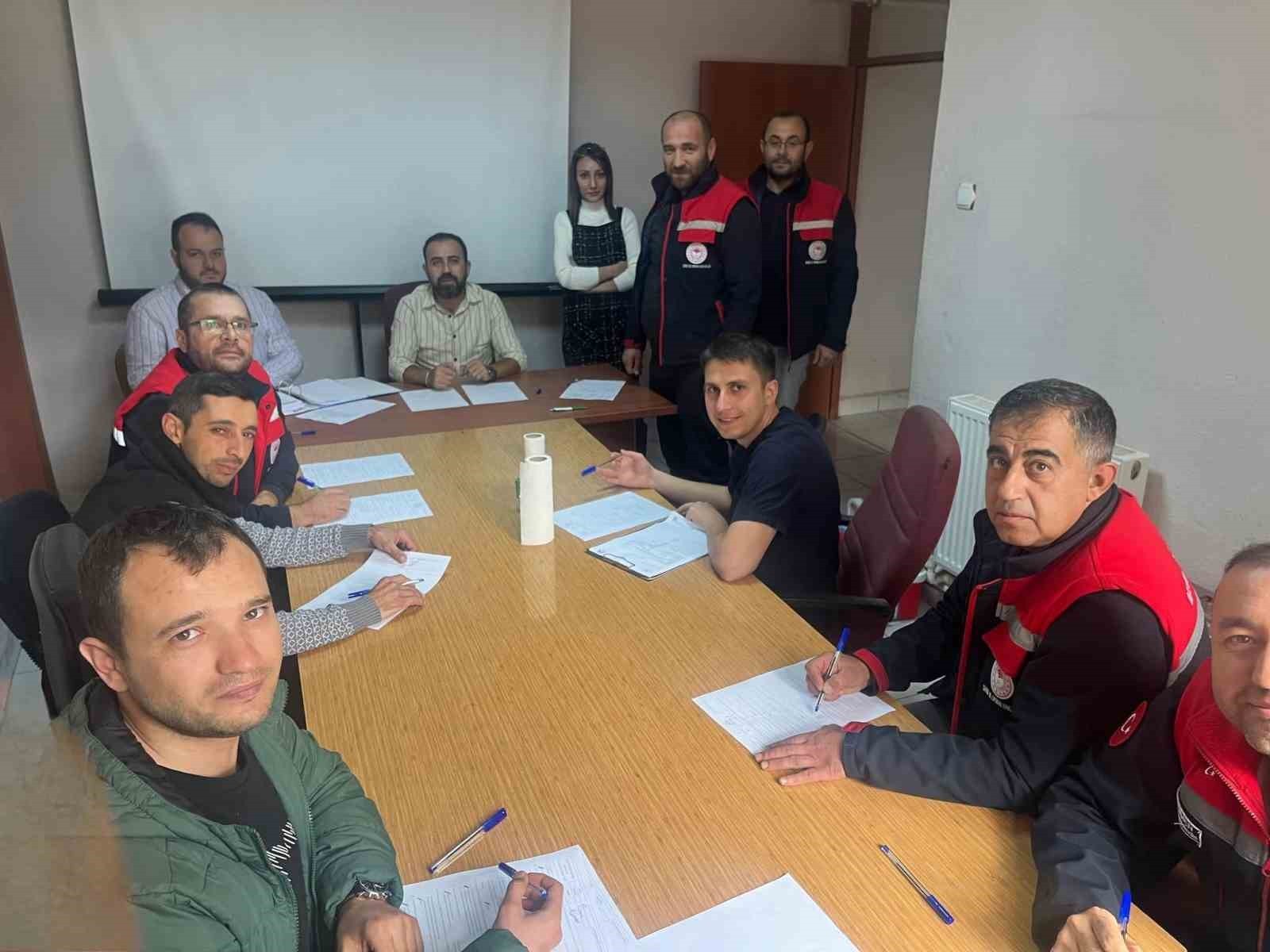 AFYONKARAHİSAR TARIM VE ORMAN İL MÜDÜRLÜĞÜ TARAFINDAN İLÇE MÜDÜRLÜĞÜ PERSONELLERİNE YÖNELİK İŞ...