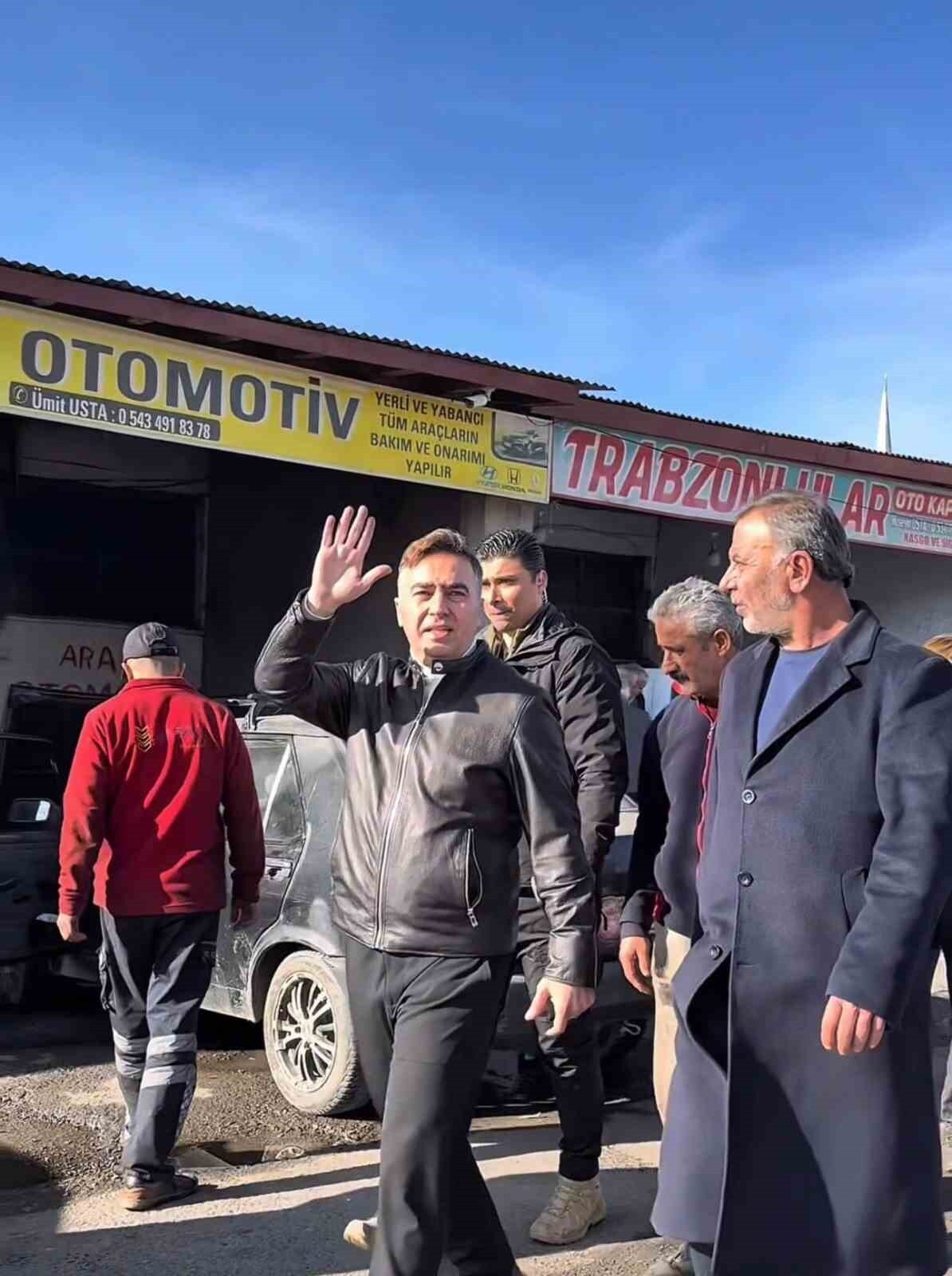 AĞRI İL EMNİYET MÜDÜRÜ GÖKSEL ÖNDER, İL MERKEZİNDEKİ OTO SANAYİ SİTESİ’Nİ ZİYARET EDEREK...