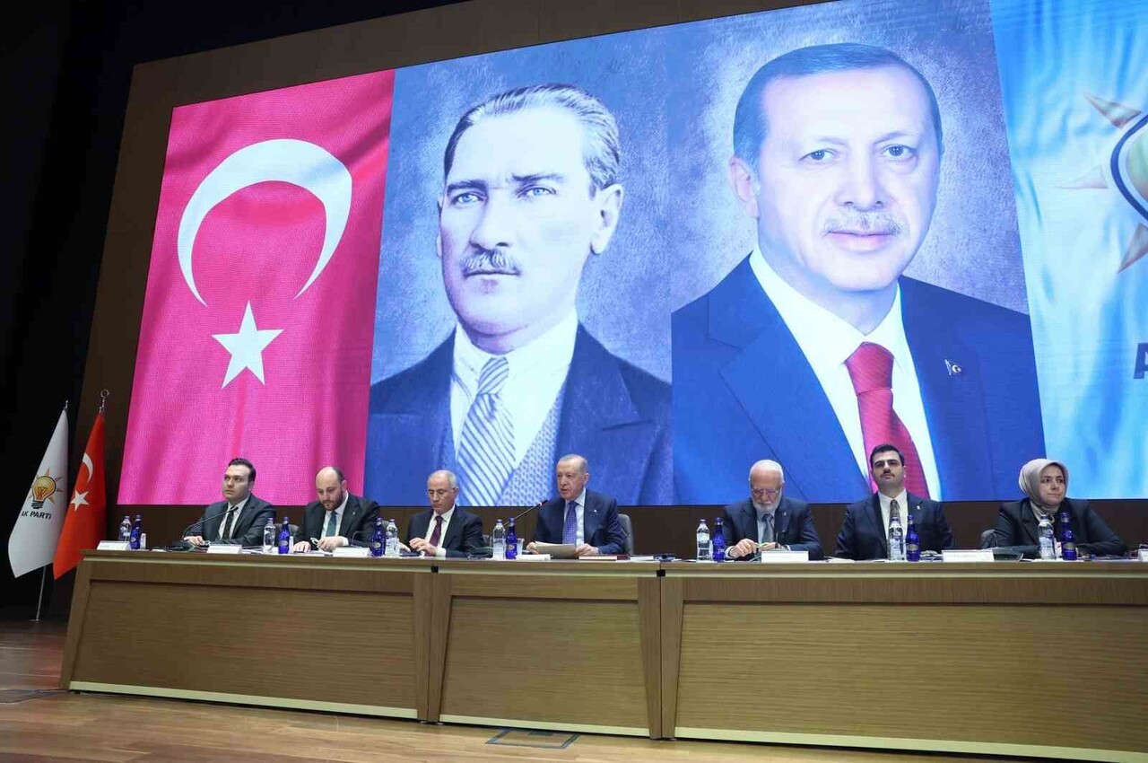 AK PARTİ MKYK TOPLANTISI BAŞLADI