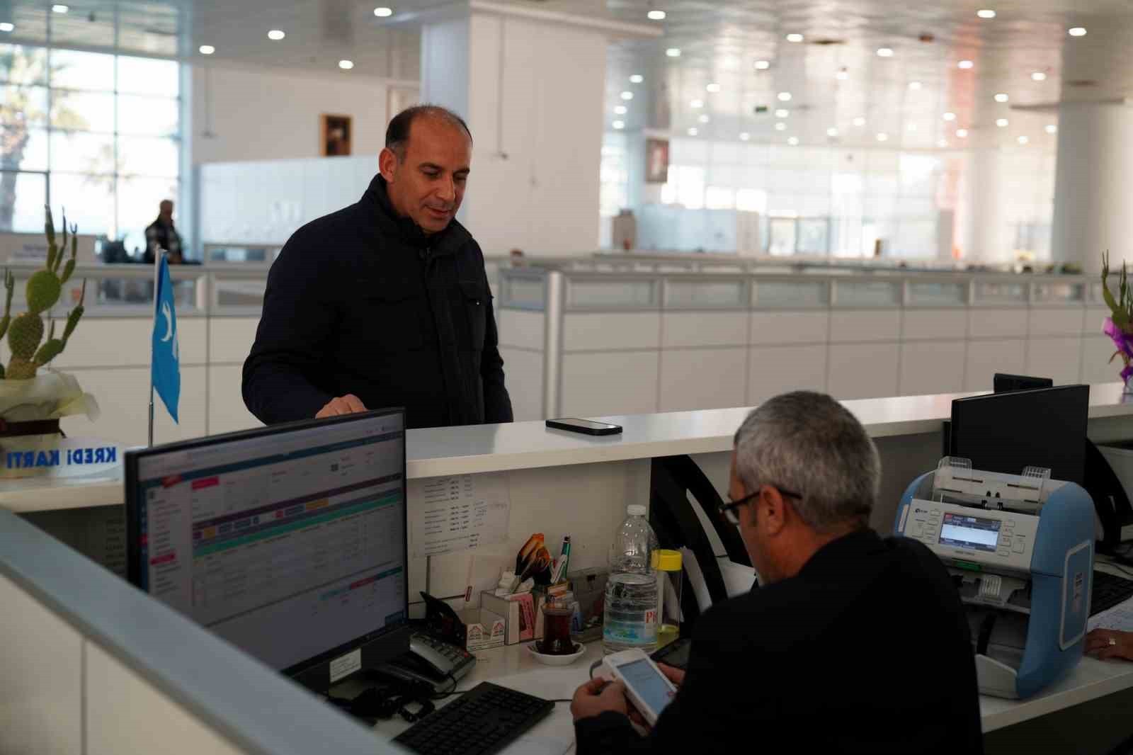 ALİAĞA BELEDİYESİ, HER YIL İKİ TAKSİT HALİNDE ÖDENEN EMLAK VE ÇEVRE TEMİZLİK VERGİSİNDE 2. TAKSİT...