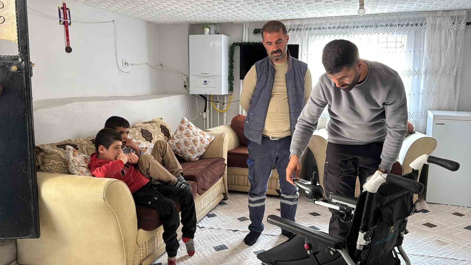 ANKARA'DA GÖREVLİ POLİS MEMURU MUSTAFA ŞAHİN, ŞIRNAKLI 16 YAŞINDAKİ ÇOCUĞUN HAYALİNİ...