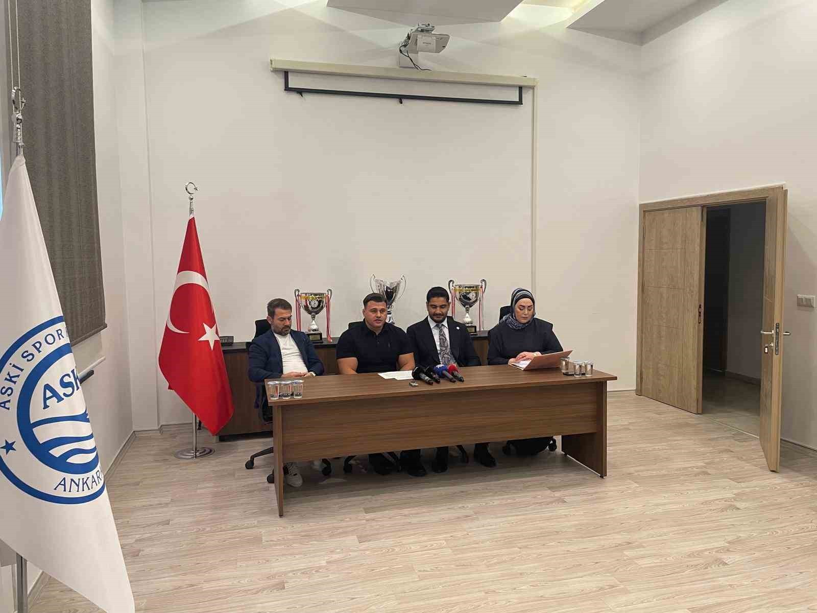 ANKARA’DA RIZA KAYAALP VE TAHA AKGÜL SPOR KOMPLEKSİ’NDE DÜZENLENEN BASIN TOPLANTISINDA RIZA...