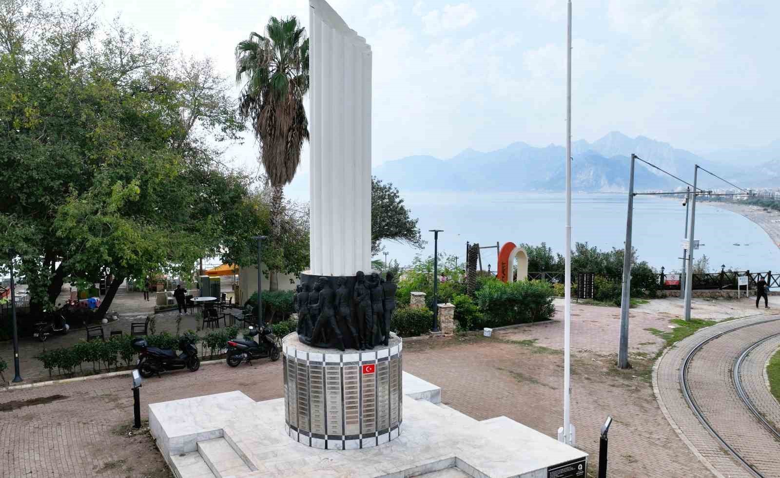 ANTALYA BÜYÜKŞEHİR CUMHURİYET DÖNEMİ ANTALYA ŞEHİTLERİ ANITI’NI RESTORE ETTİ.  ANITTA ANTALYA’DA...