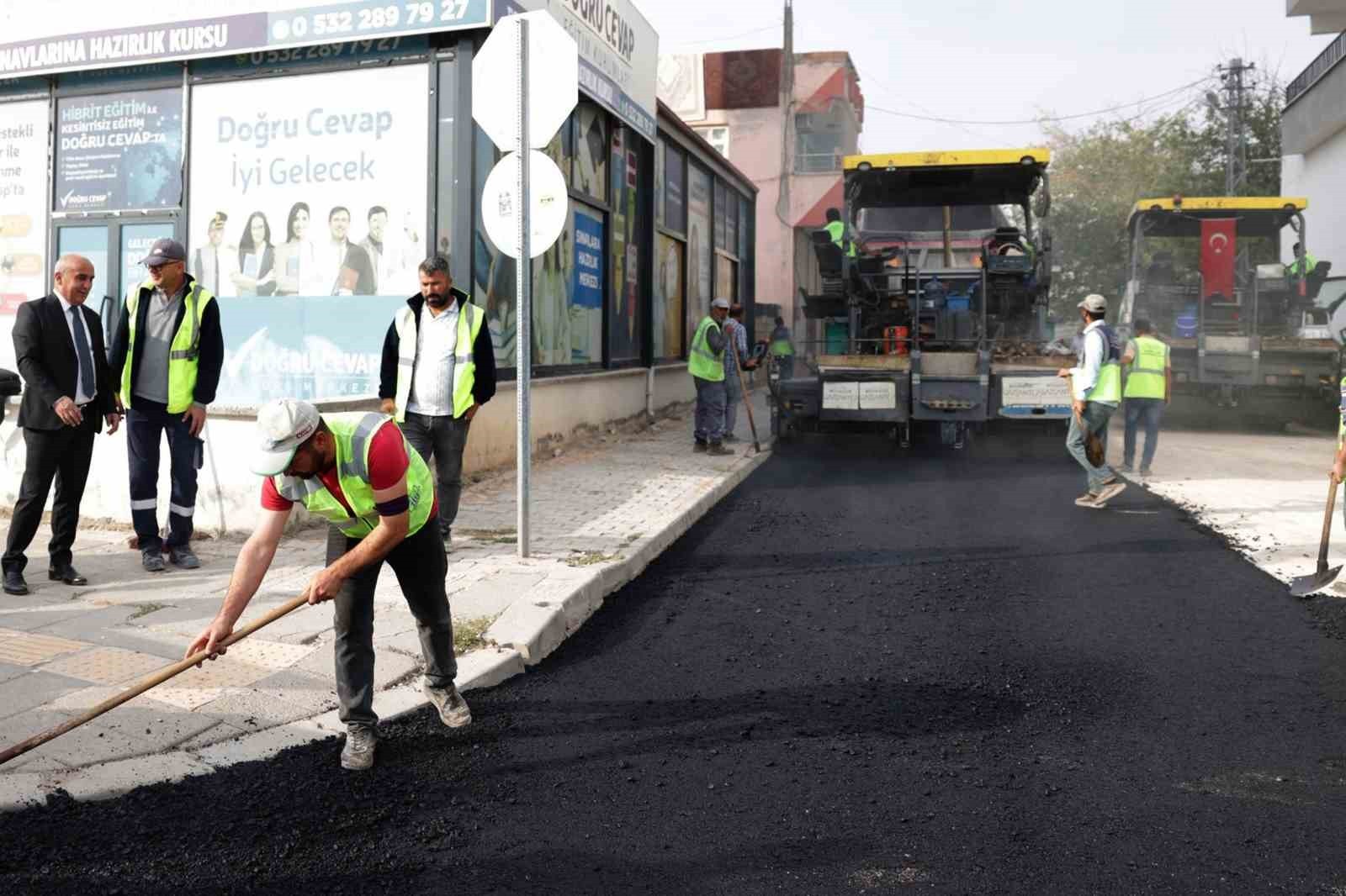 ARABAN’DA İÇME SUYU ŞEBEKESİ ÇALIŞMALARI TAMAMLANDI, ASFALT ÇALIŞMALARI BAŞLADI
