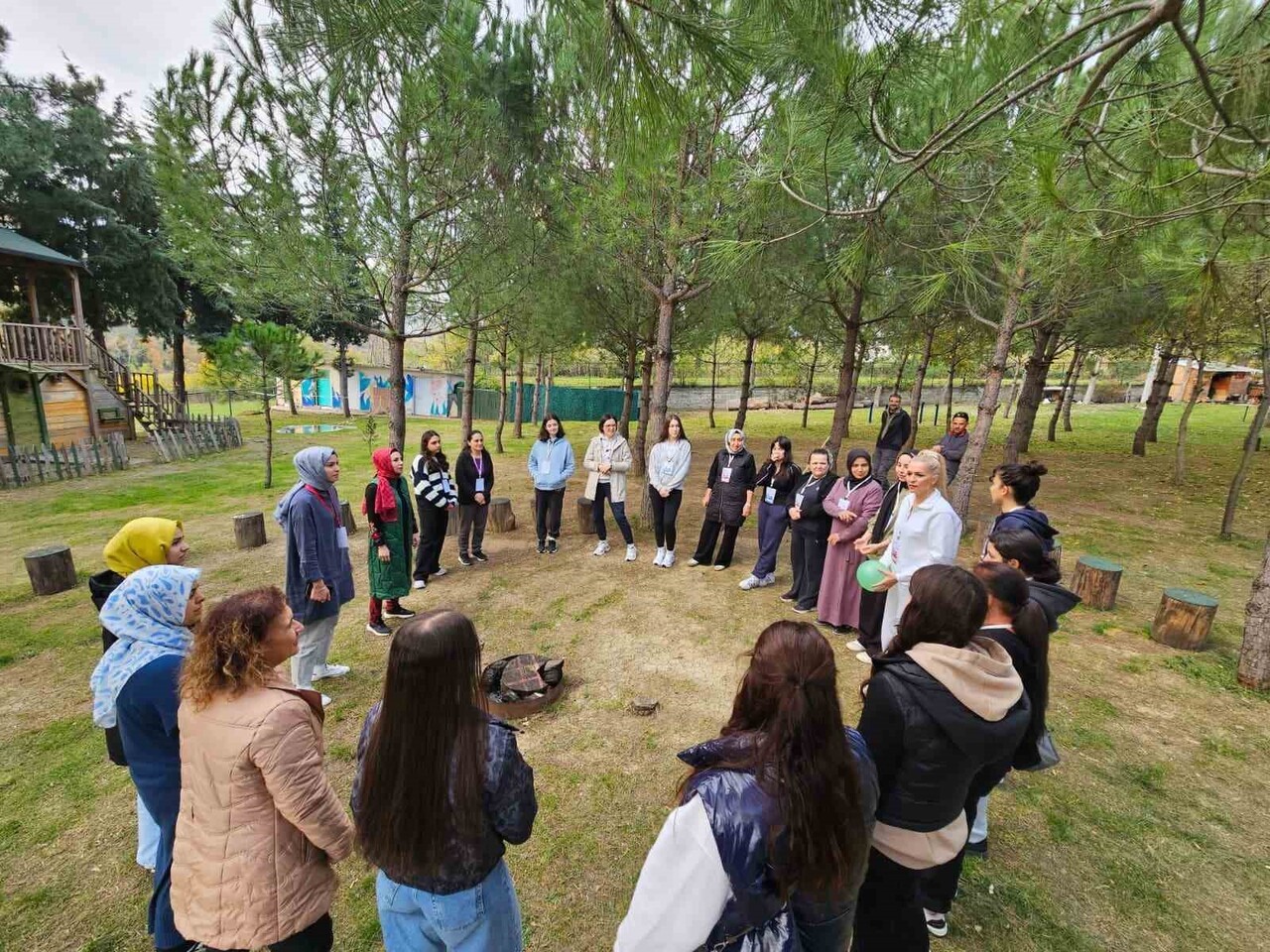 ATAKUM’DAKİ RESMİ LİSELERDE OKUYAN KIZ ÖĞRENCİLER İLE ANNELERİNİ BİR ARAYA GETİREN KAMP, DOĞA...