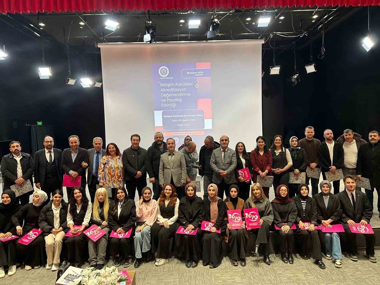 ATATÜRK ÜNİVERSİTESİ İLETİŞİM FAKÜLTESİ AKREDİTASYON DEĞERLENDİRME VE PAYDAŞ ETKİNLİĞİ YOĞUN...