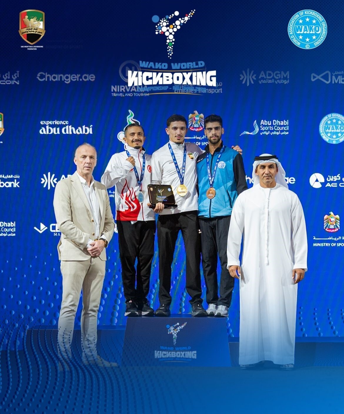 AYDINLI MİLLİ SPORCU FAYSAL SILIV, ABU DHABİ’DE DÜZENLENEN WAKO BÜYÜKLER KİCK BOKS DÜNYA...