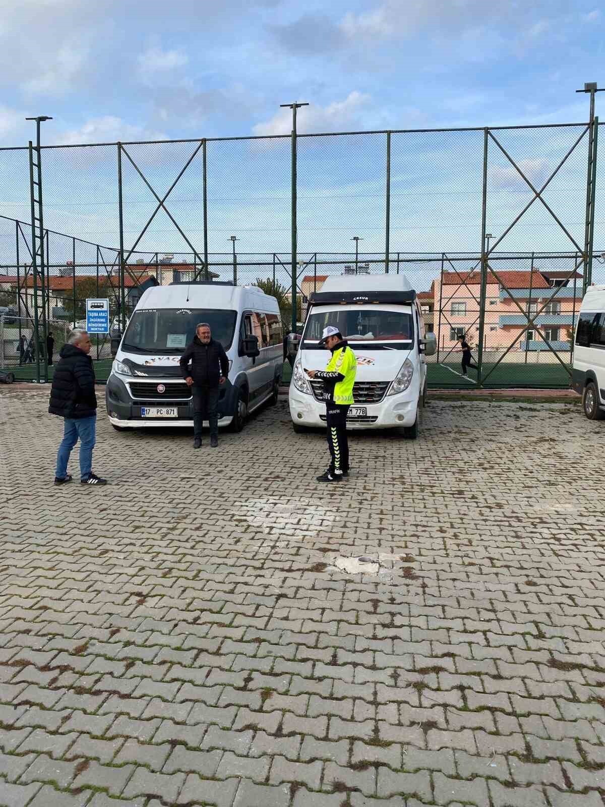 AYVACIK KAYMAKAMLIĞI KOORDİNESİNDE AYVACIK İLÇE EMNİYET MÜDÜRLÜĞÜ EKİPLERİ TARAFINDAN OKUL...