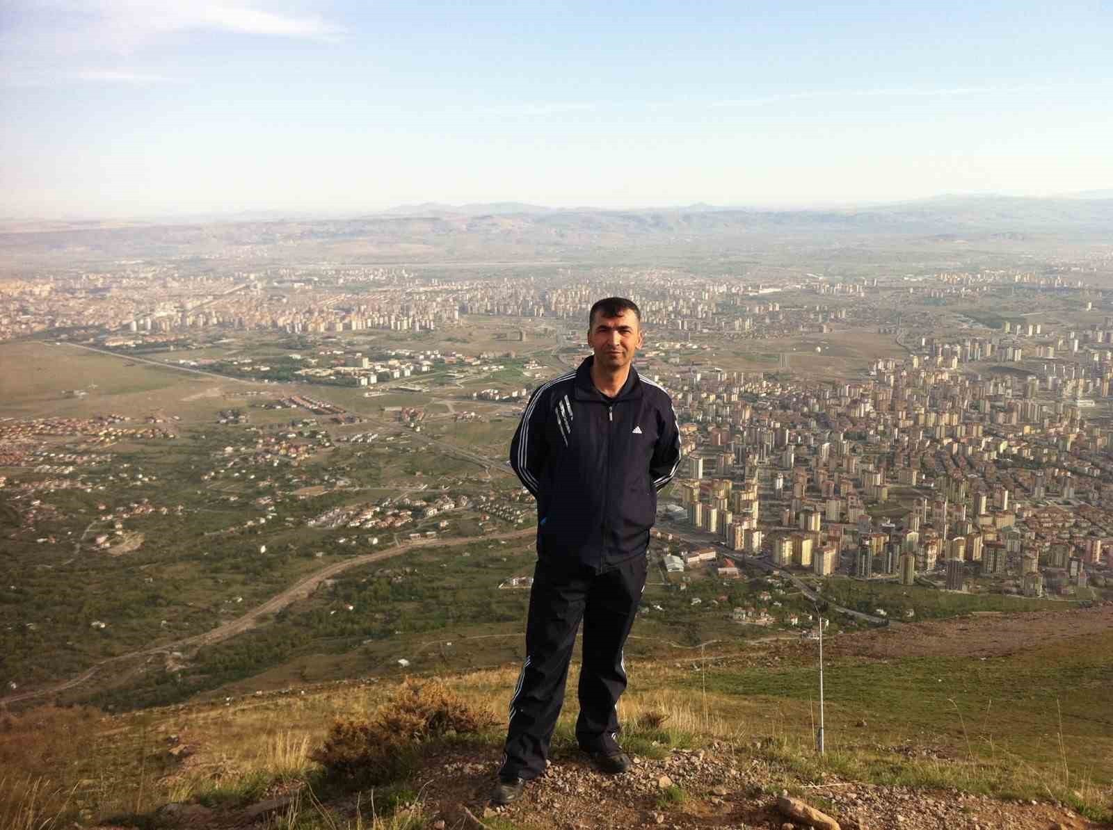 AZERBAYCAN’DAN TÜRKİYE’YE GELMEK ÜZEREYKEN GÜRCİSTAN’DA DÜŞEN C-130 TİPİ KARGO UÇAĞINDA ŞEHİT OLAN...