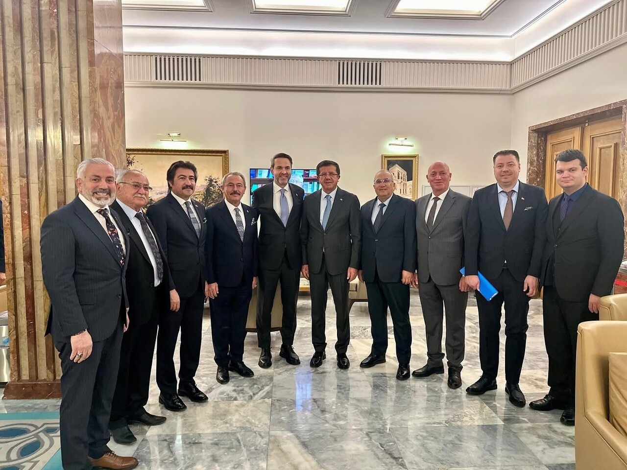 BABADAĞ’IN İHTİYAÇLARINI VE PROJELERİNİ ANLATMAK İÇİN ANKARA’YA GİDEN BABADAĞ BELEDİYE BAŞKANI...