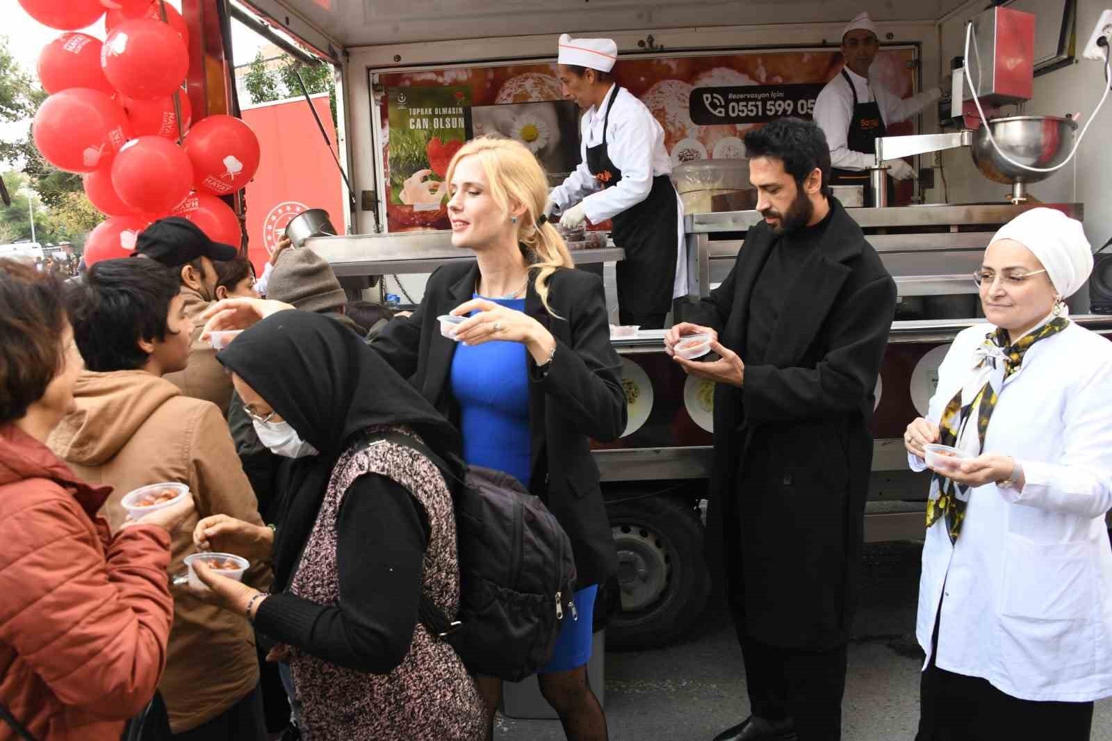 BAKIRKÖY DR. SADİ KONUK EĞİTİM VE ARAŞTIRMA HASTANESİ'NDE ORGAN BAĞIŞI FARKINDALIĞINI ARTIRMAK...