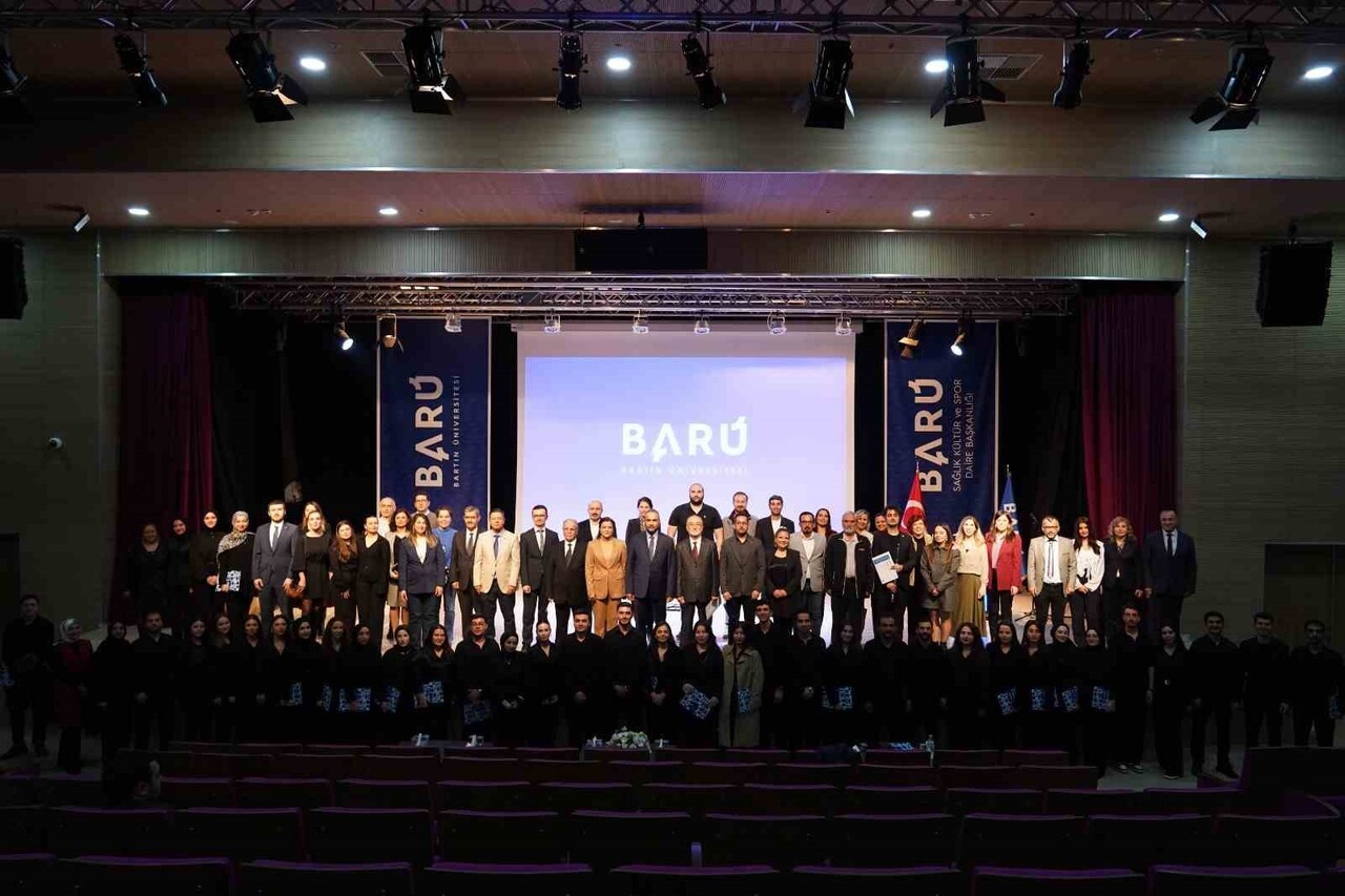 BARÜ’DE "24 KASIM ÖĞRETMENLER GÜNÜ" KUTLANDI