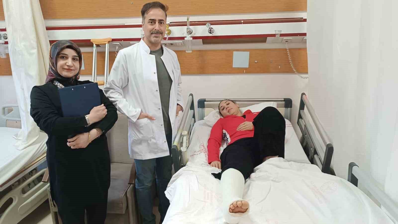 BATMAN'DA, MİLLİ SPORCU VE KARATE ANTRENÖRÜ AYLİN GÖZ İŞTİN (30), İDMAN SIRASINDA YAŞADIĞI AŞİL...