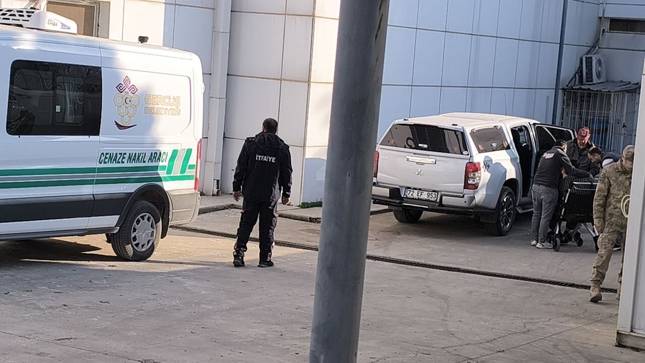 BATMAN'IN GERCÜŞ İLÇESİNDE İLÇESİNDE TARLADA, TRAKTÖRÜN ÇARPTIĞI 9 YAŞINDAKİ ÇOCUK HAYATINI...