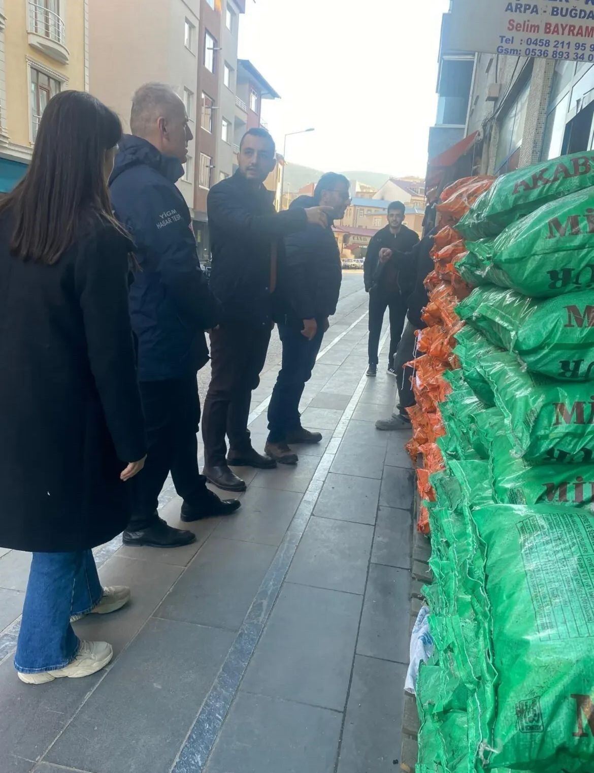 BAYBURT'TA KATI YAKIT SATIŞI YAPAN İŞYERLERİNE DENETİM
