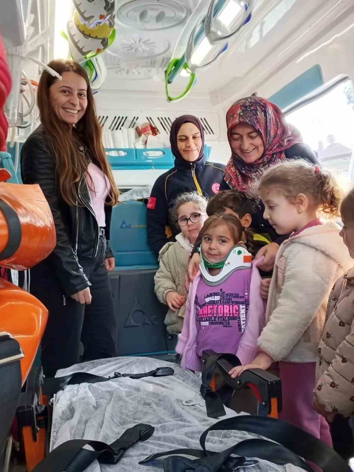 BAYIRKÖY’DE KUR’AN KURSU ÖĞRENCİLERİNDEN 112 ACİL MERKEZİNE GEZİ