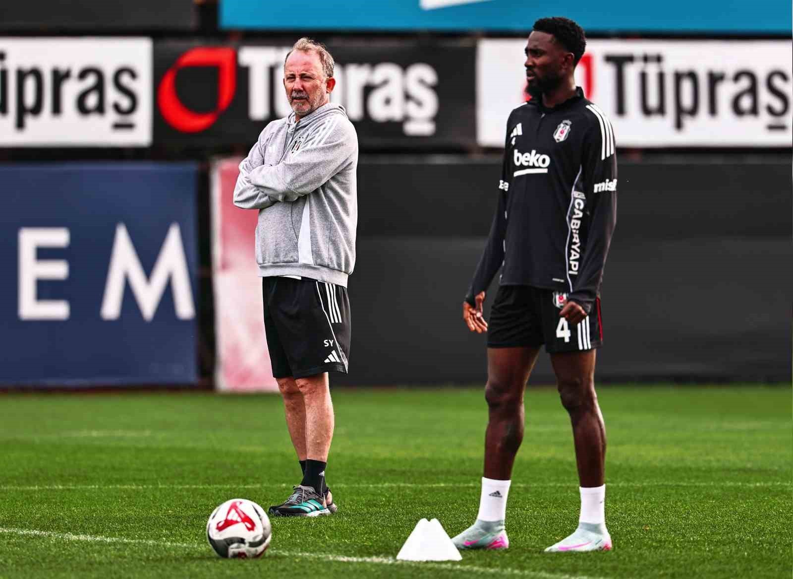 BEŞİKTAŞ, TREDNYOL SÜPER LİG'İN 12. HAFTASINDA DEPLASMANDA OYNAYACAĞI ANTALYASPOR MAÇININ...