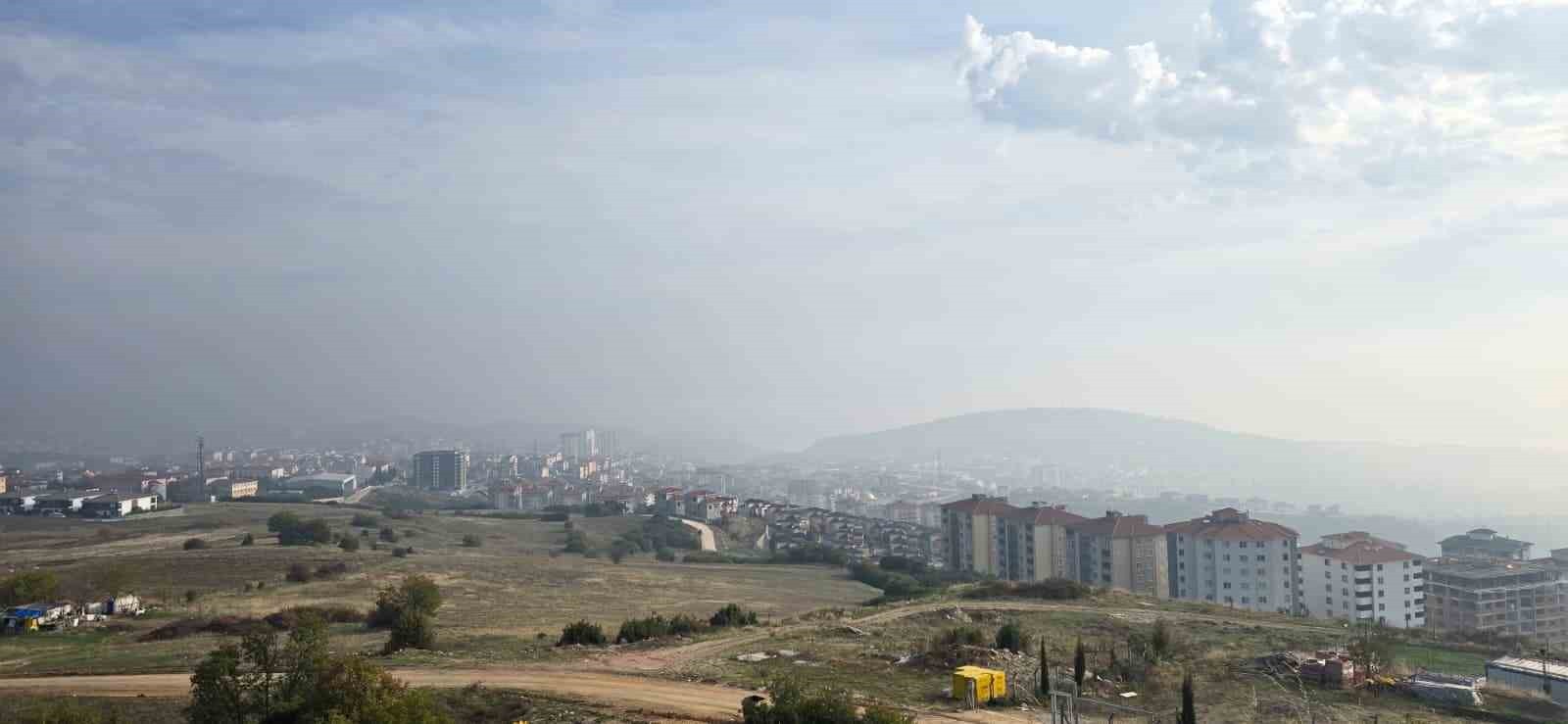 BİLECİK SİSLİ BİR SABAHA UYANDI