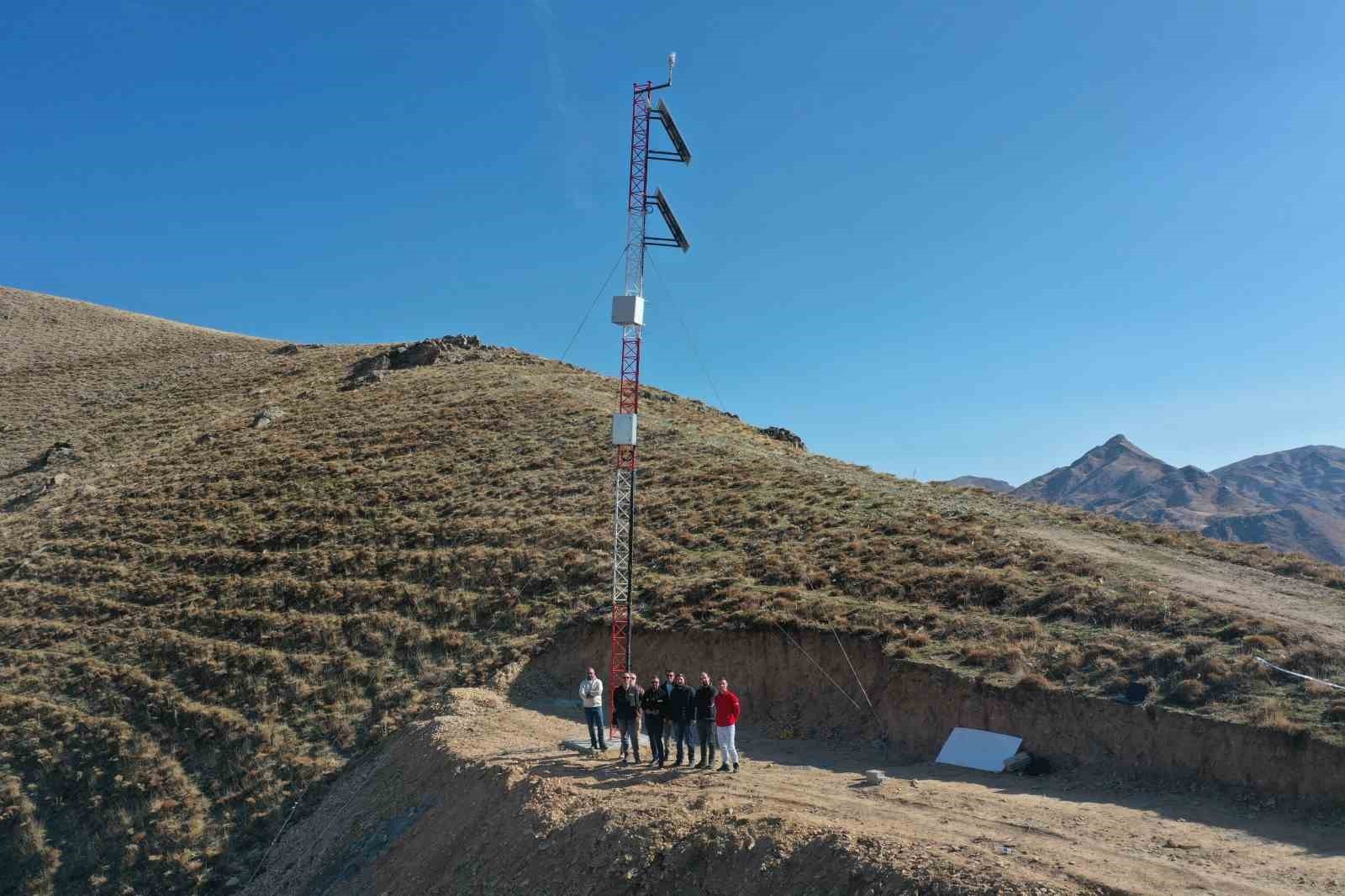 BİTLİS'TE ÇIĞ RİSKİNİN ÖNCEDEN TESPİT EDİLMESİ AMACIYLA YAKLAŞIK 1,5 YIL ÖNCE BAŞLATILAN MOBİL ÇIĞ...