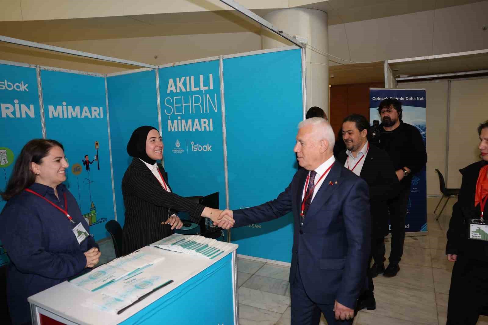 BURSA BÜYÜKŞEHİR BELEDİYE BAŞKANI MUSTAFA BOZBEY, ŞEHİR PLANLAMALARININ BÜTÜNCÜL BİR ANLAYIŞLA ELE...