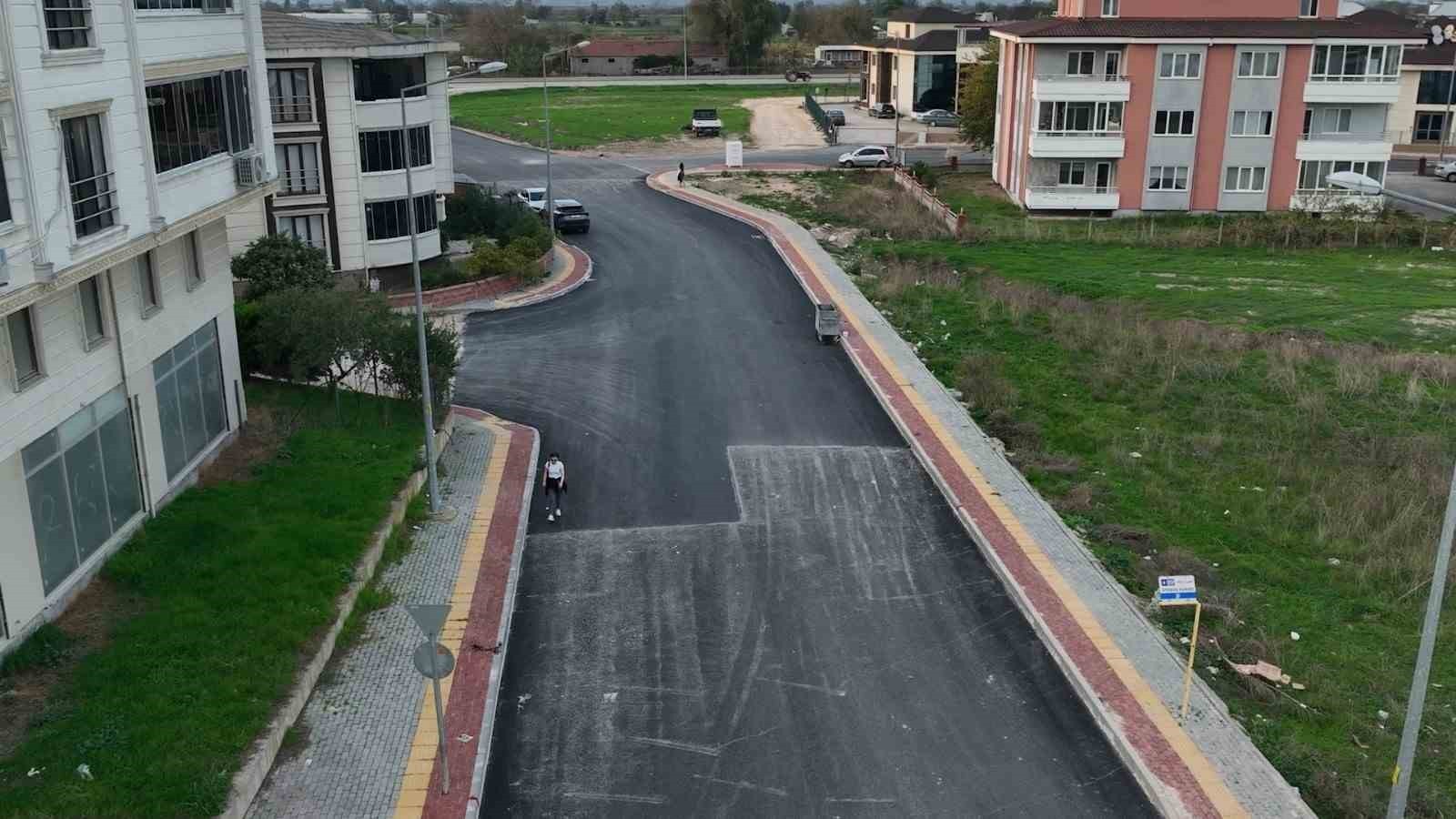 BURSA’DA KENT MERKEZİNİN YANI SIRA İLÇELERDEKİ CADDE VE SOKAKLARI DA SAĞLIKLI HALE GETİRMEK İÇİN...