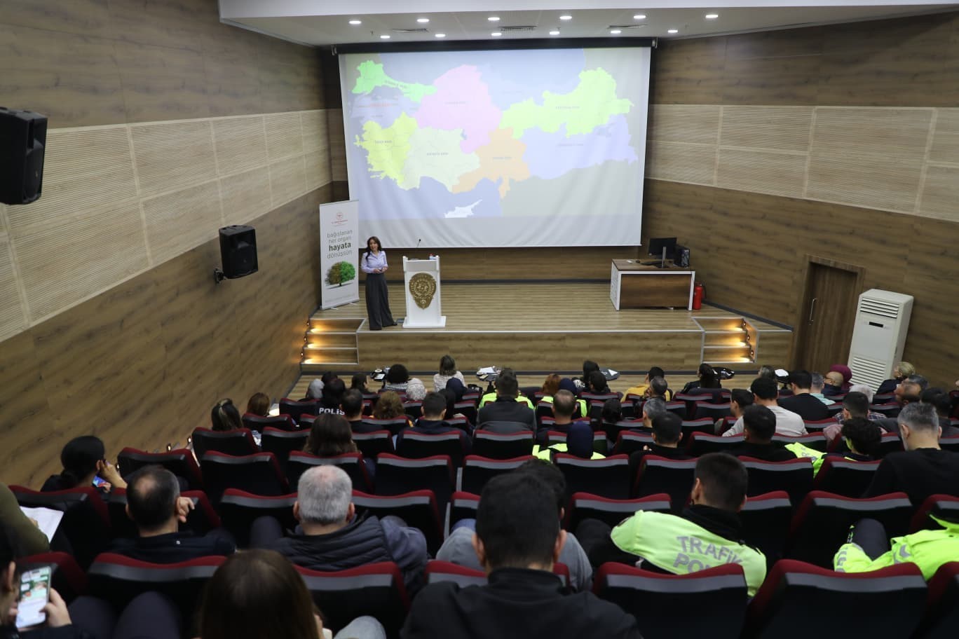 BURSA’DA ORGAN BAĞIŞINA DİKKAT ÇEKMEK İÇİN ÇEŞİTLİ KURUM VE KURULUŞLARA YÖNELİK FARKINDALIK...