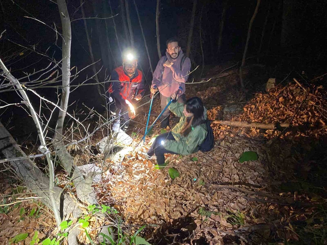 BURSA’NIN KESTEL İLÇESİ SAİTABAT MAHALLESİ’NDE YÜRÜYÜŞE ÇIKAN İKİ KİŞİ, DÖNÜŞ YOLUNU KAYBEDEREK...