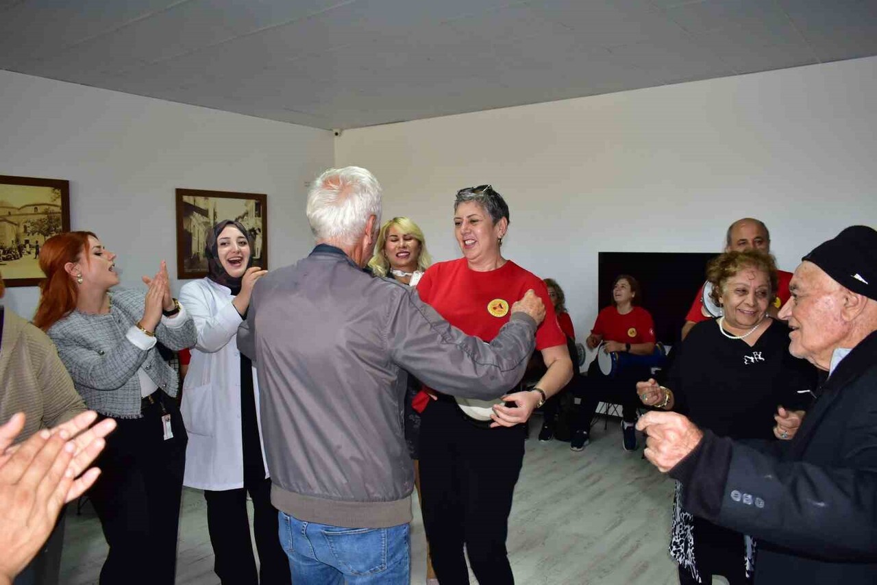 BURSA’NIN MUDANYA İLÇESİNDE BULUNAN KALAMIŞ HUZUREVİ, YILBAŞI ÖNCESİNDE GÖNÜLLERE DOKUNAN ÖZEL BİR...