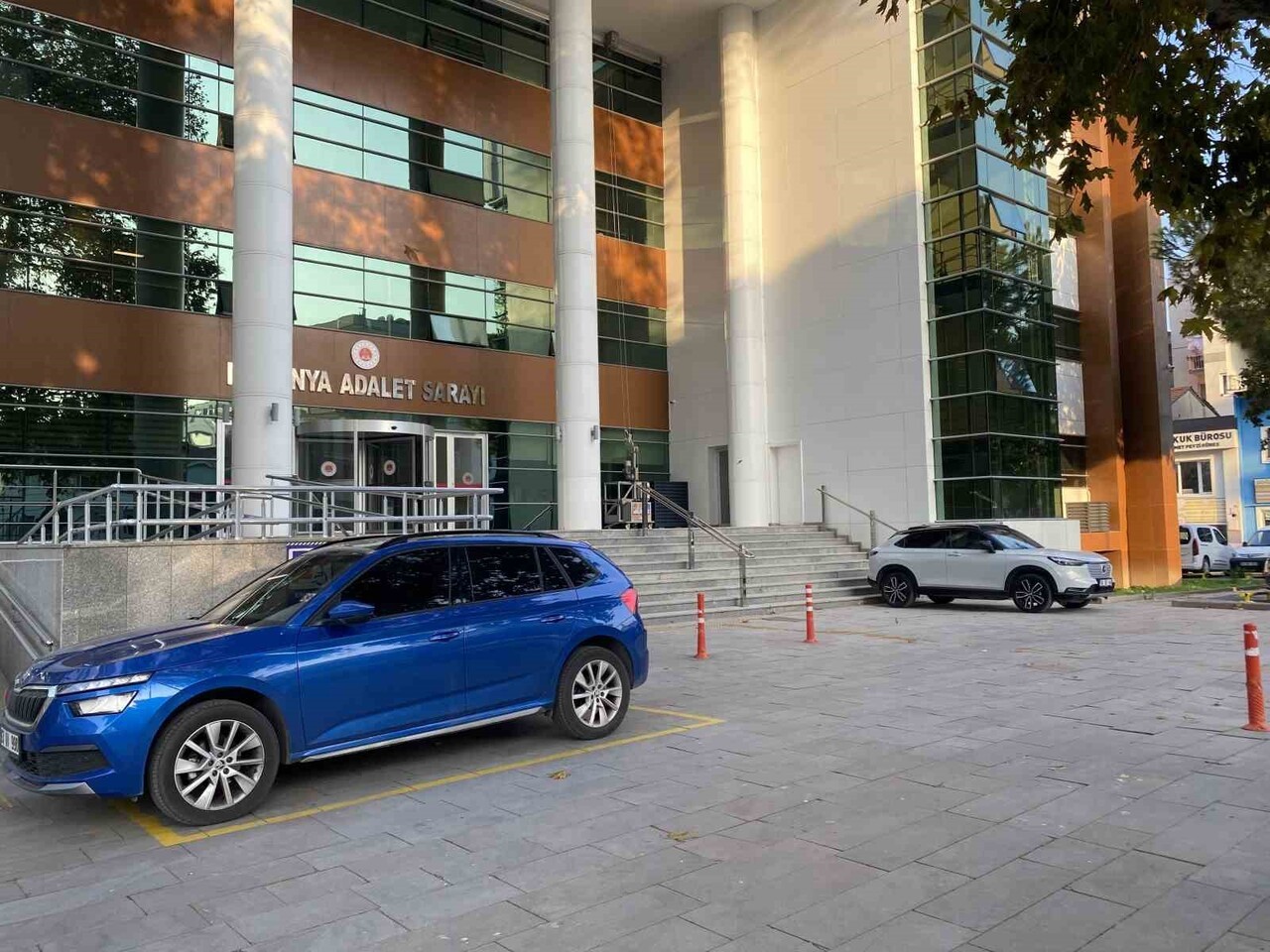 BURSA’NIN MUDANYA İLÇESİNDE YAŞAYAN BİR VATANDAŞ, İNTERNETTE BULDUĞU SAHTE KOMBİ SERVİSİ...