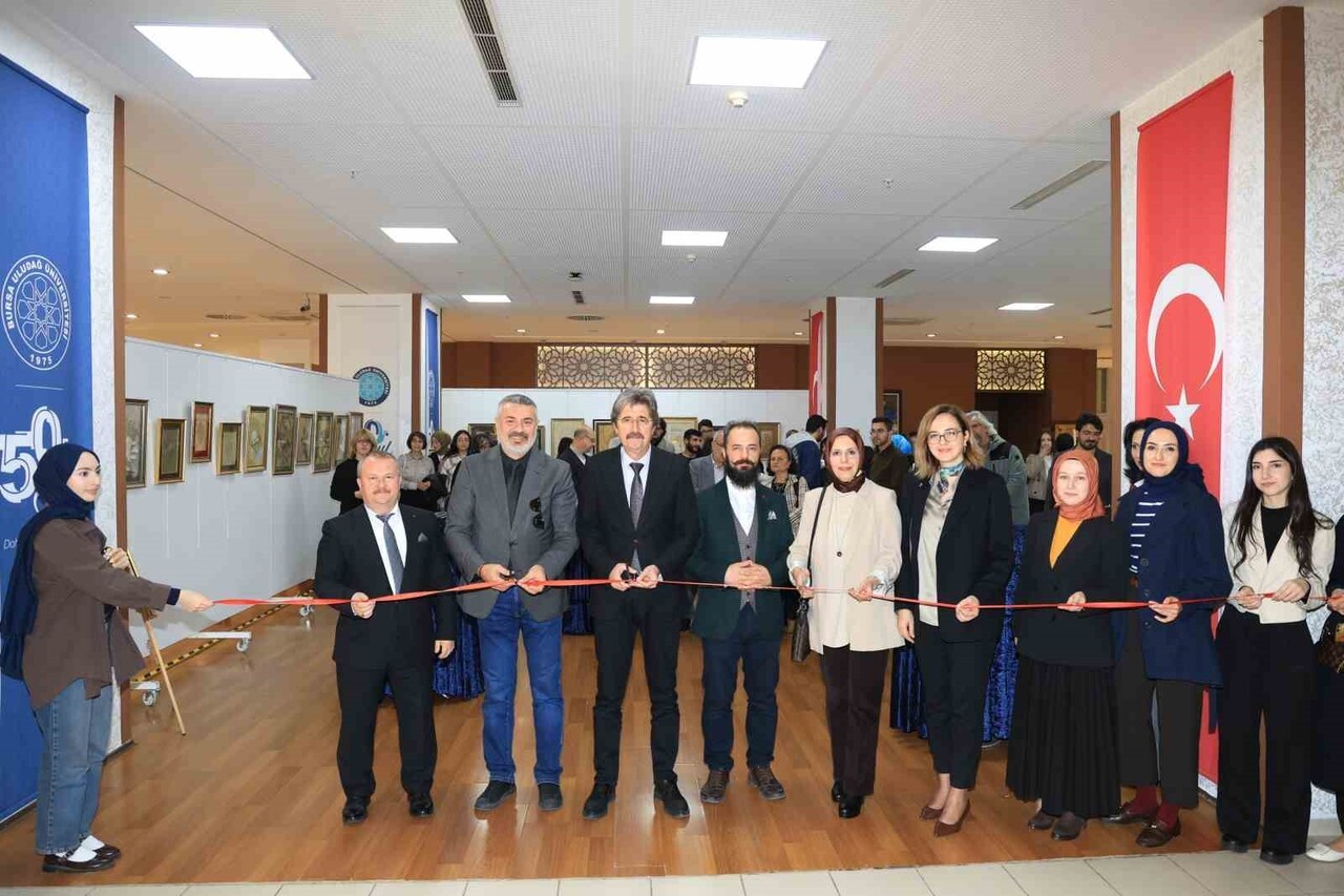 BURSA ULUDAĞ ÜNİVERSİTESİ (BUÜ) GÜZEL SANATLAR FAKÜLTESİ GELENEKSEL TÜRK SANATLARI BÖLÜMÜ TEZHİP...