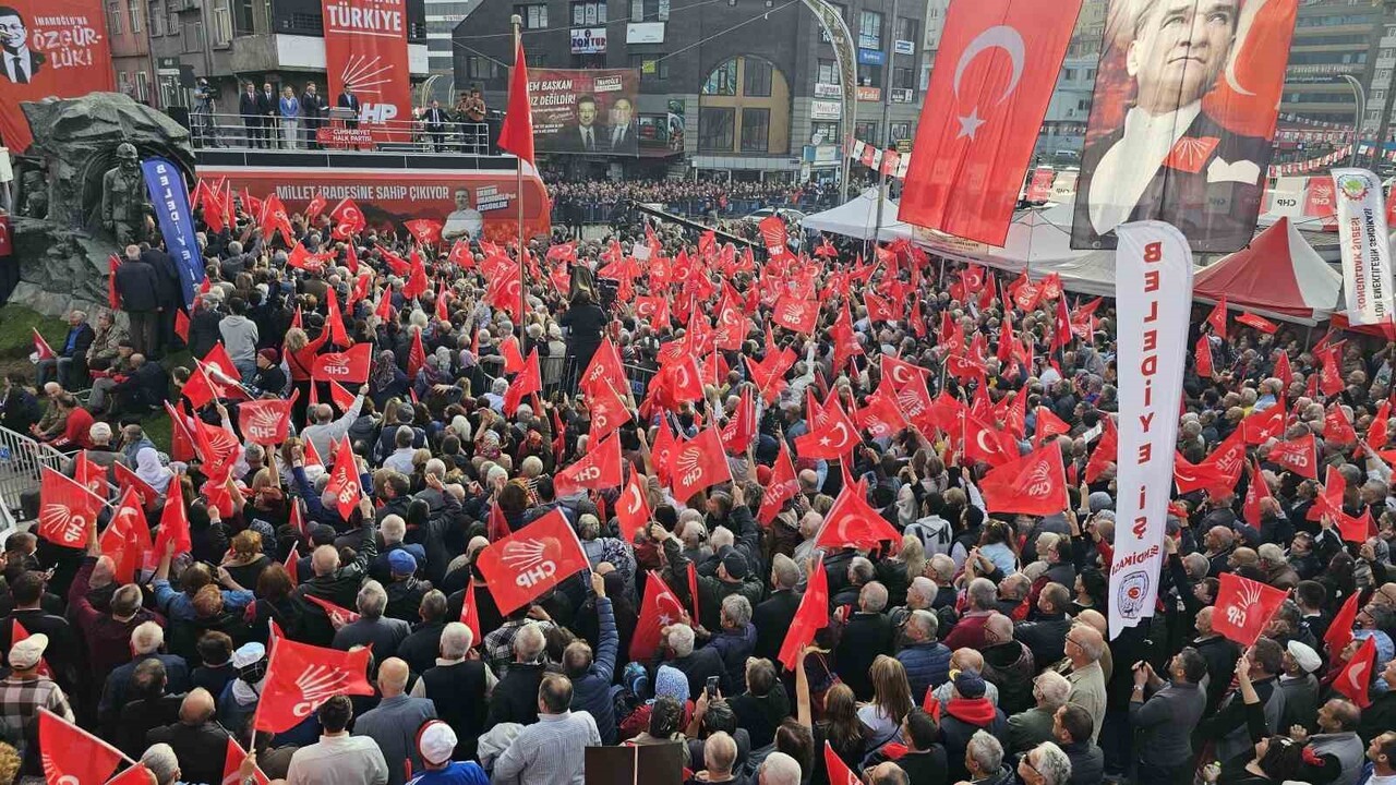 CHP GENEL BAŞKANI ÖZGÜR ÖZEL, ZONGULDAK’TAKİ MİTİNGDE 19 MART 2025’İN AK PARTİ’NİN SİYASETTE HAVLU...