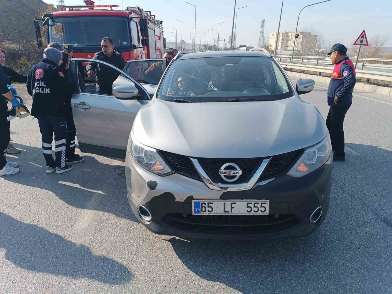 ÇORUM’UN SUNGURLU İLÇESİNDE CİP İLE HAFRİYAT KAMYONUNUN ÇARPIŞMASI NETİCESİNDE 5 KİŞİ...