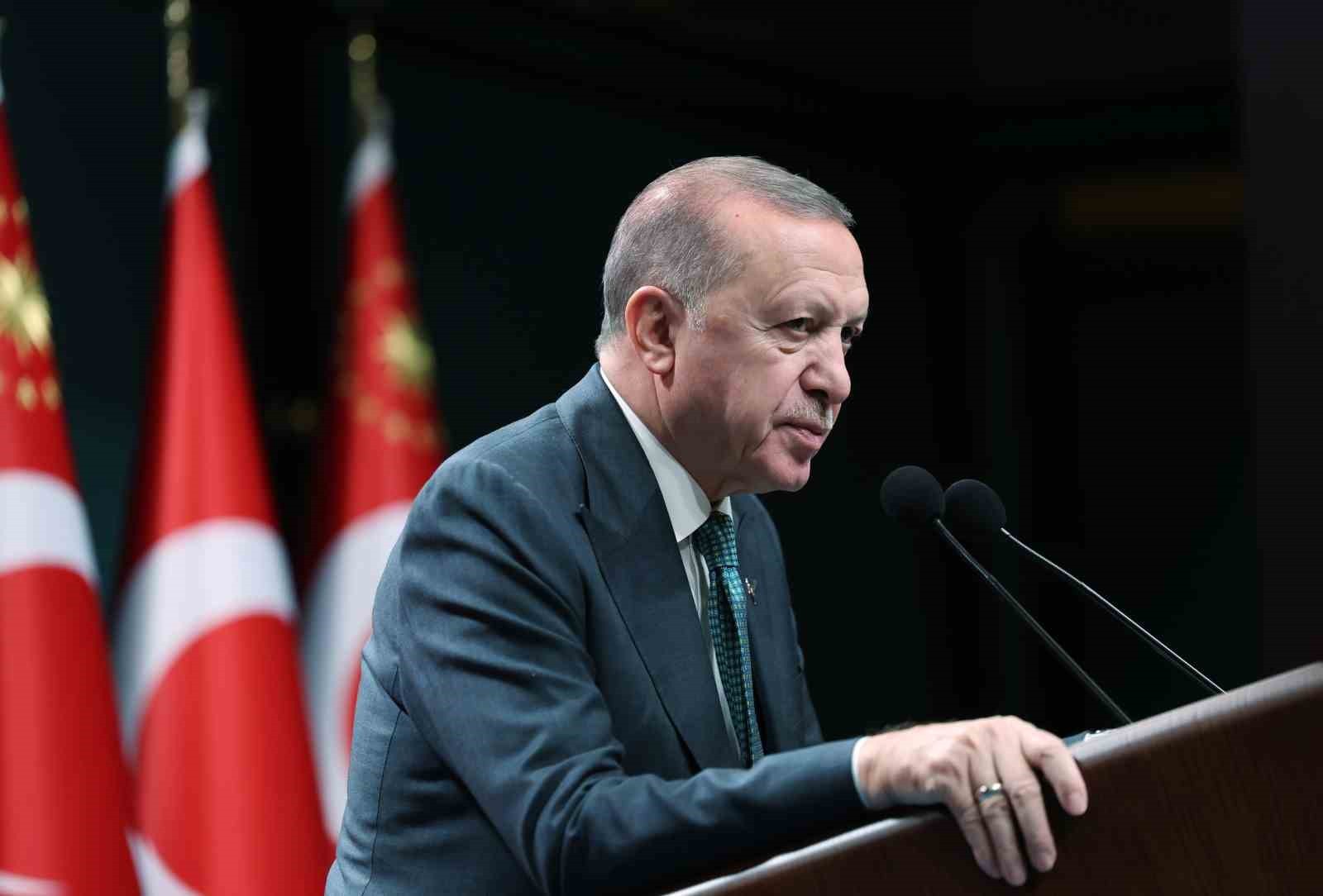 CUMHURBAŞKANI RECEP TAYYİP ERDOĞAN, CUMHURBAŞKANLIĞI KÜLLİYESİ'NDE GERÇEKLEŞTİRİLEN KABİNE...