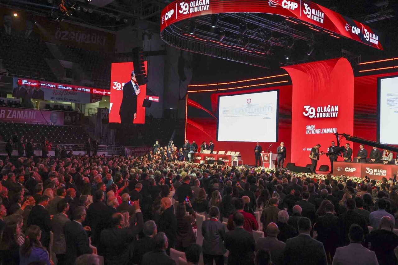 CUMHURİYET HALK PARTİSİ (CHP) 39. OLAĞAN KURULTAYI’NDA ÖZGÜR ÖZEL YENİDEN GENEL BAŞKAN...