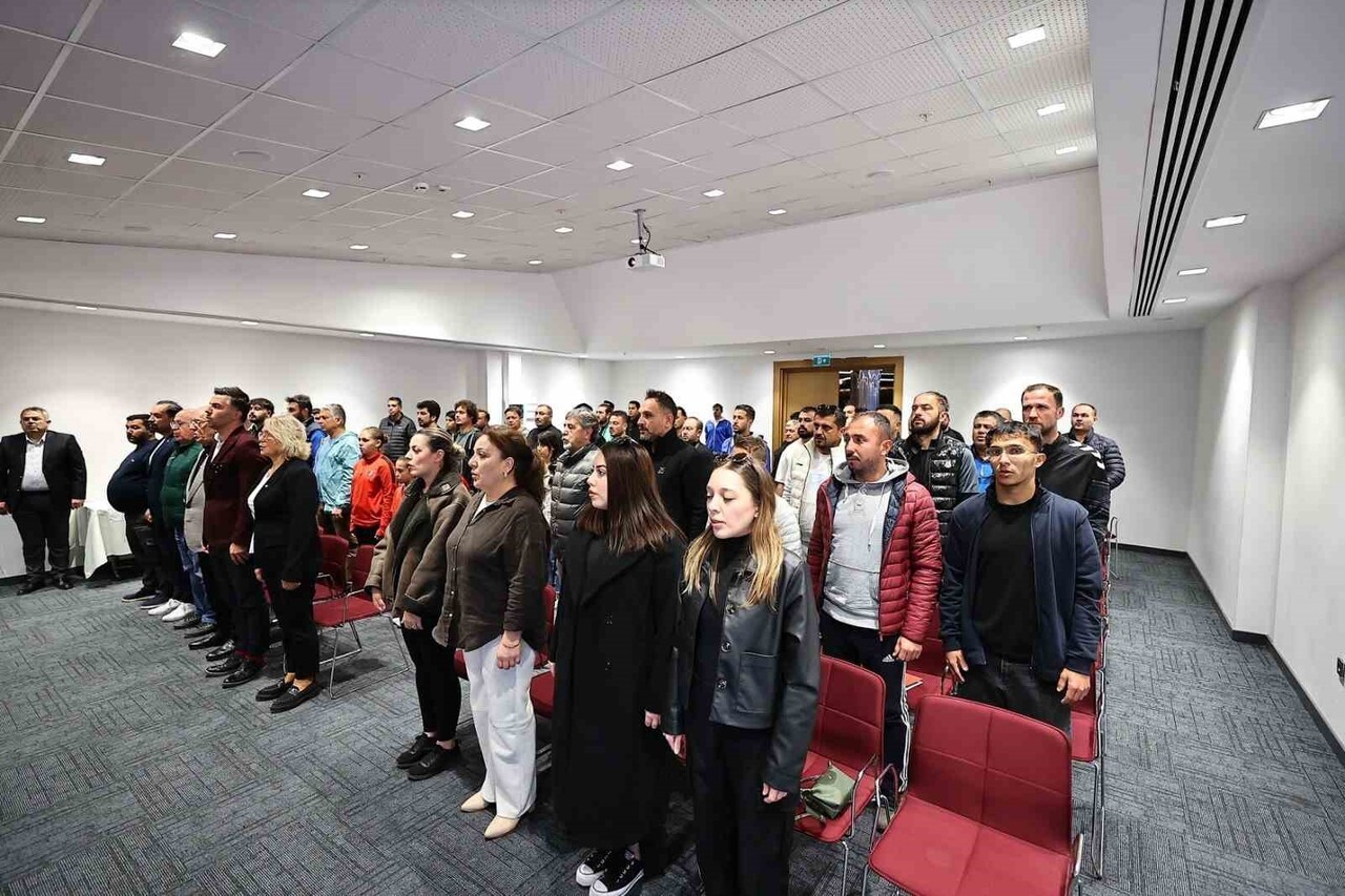 DENİZLİ’DE GELECEĞİN FUTBOLCULARINI YETİŞTİRMEK AMACIYLA İLK KEZ DÜZENLENECEK OLAN LEVEND SARIOĞLU...