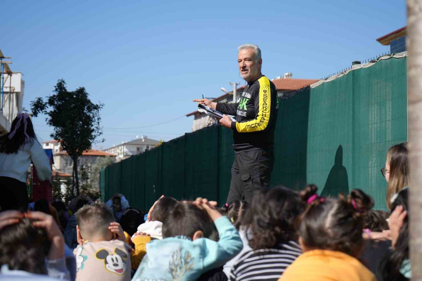 DENİZLİ’DE GÖNÜLLÜLÜK ESSANA GÖRE HİZMET VEREN DAĞ ARAMA KURTARMA (DAK) 9 YILDIR ARAMA KURTARMA...