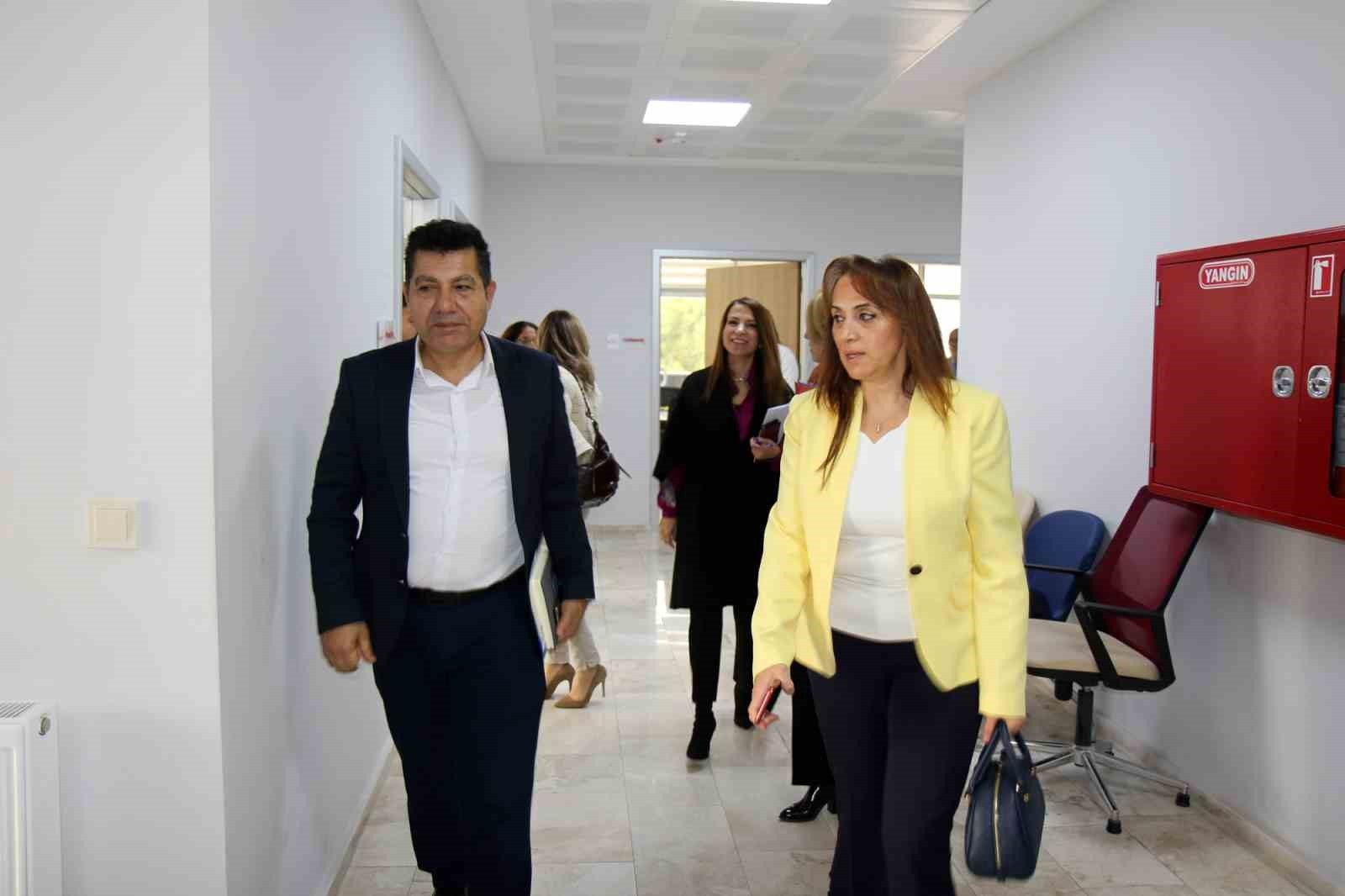 DENİZLİ İL SAĞLIK MÜDÜRÜ UZ. DR. BERNA ÖZTÜRK, BULDAN İLÇESİNDE SAĞLIK TESİSLERİNDE YERİNDE...