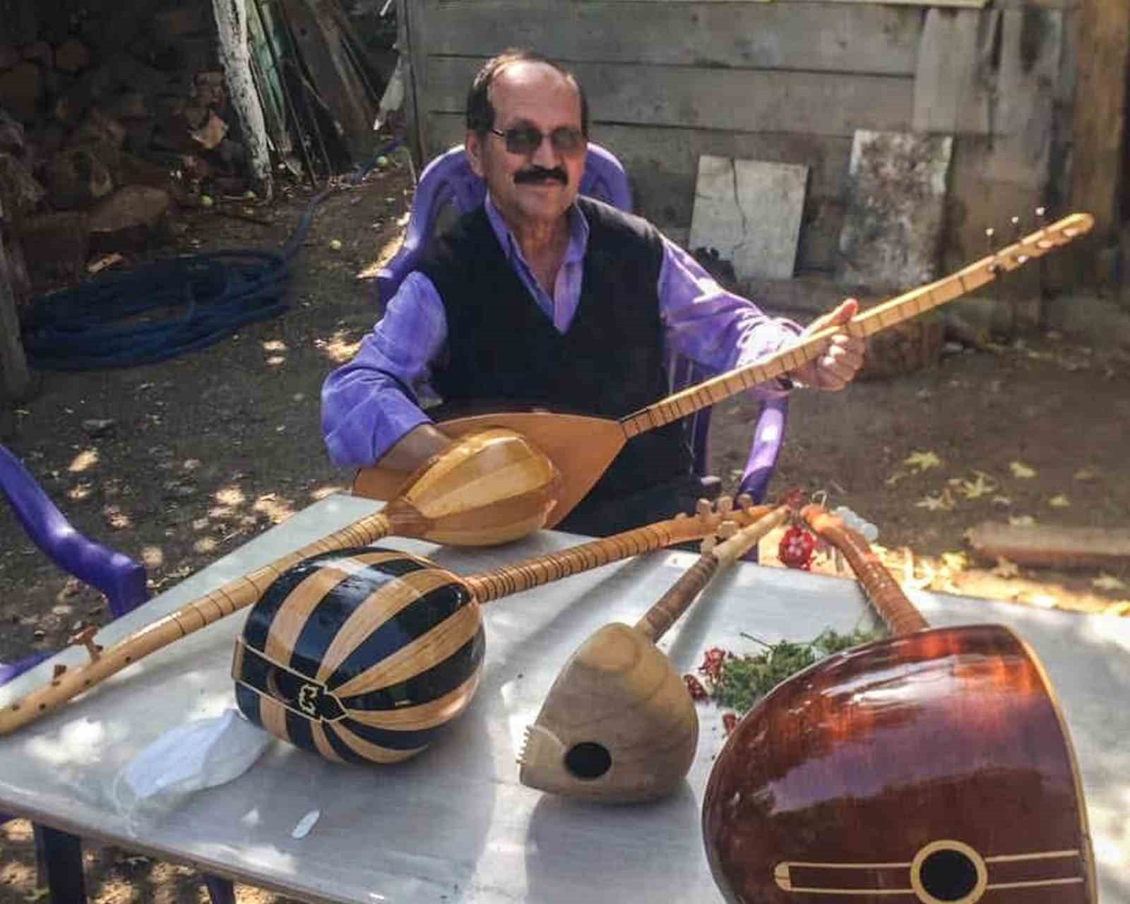 DENİZLİ’NİN ÇAMELİ İLÇESİNDE MAHALLİ SANATÇISI CEMİL ÇAĞDAŞ İÇİN CENAZE TÖRENİ DÜZENLENDİ. TÖRENE...