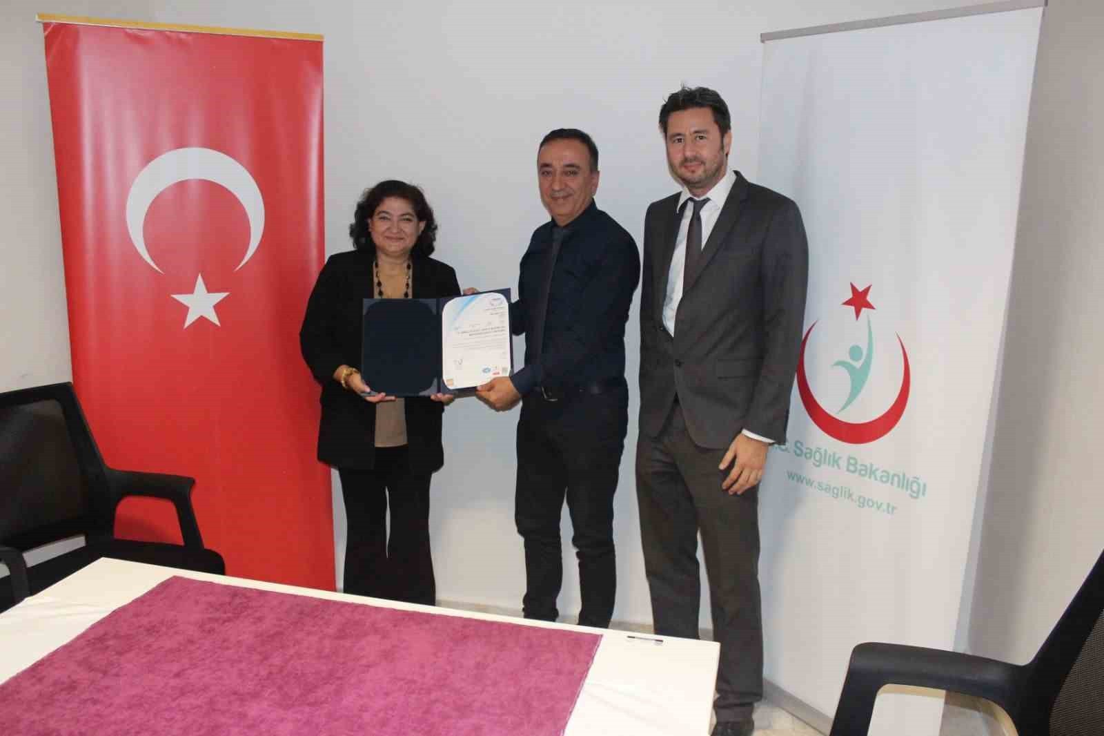 DENİZLİ SERVERGAZİ DEVLET HASTANESİ, ENERJİ YÖNETİMİ ALANINDA YÜRÜTTÜĞÜ KAPSAMLI ÇALIŞMALAR...