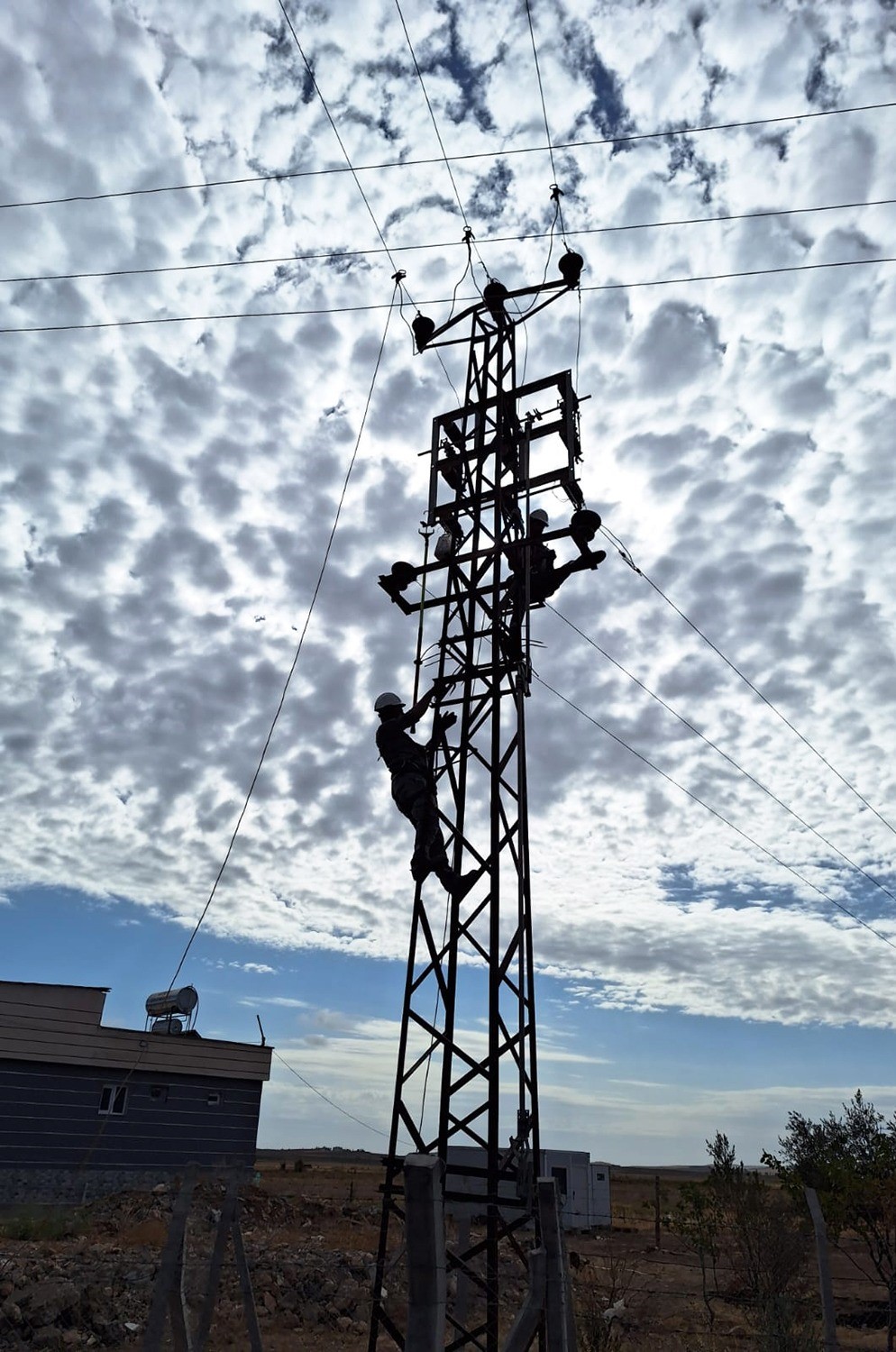 DİCLE ELEKTRİK, SORUMLULUK BÖLGESİNDEKİ DİYARBAKIR, ŞANLIURFA, MARDİN, BATMAN, ŞIRNAK VE SİİRT'TE...