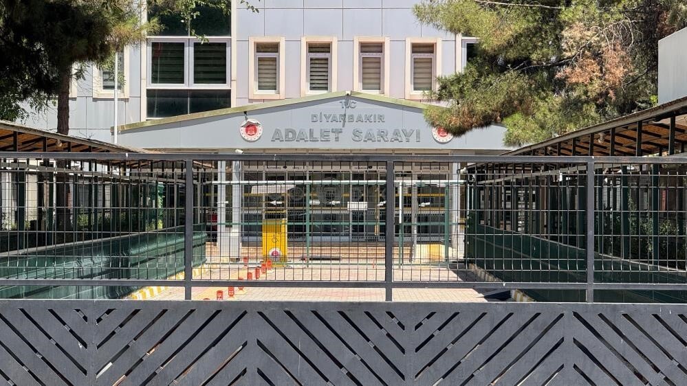 DİYARBAKIR’DA BİRLİKTE YAŞADIĞI TÜRKMENİSTANLU EJAGÜL OVEZOVA’YI ÖLDÜRDÜĞÜ İDDİASIYLA...