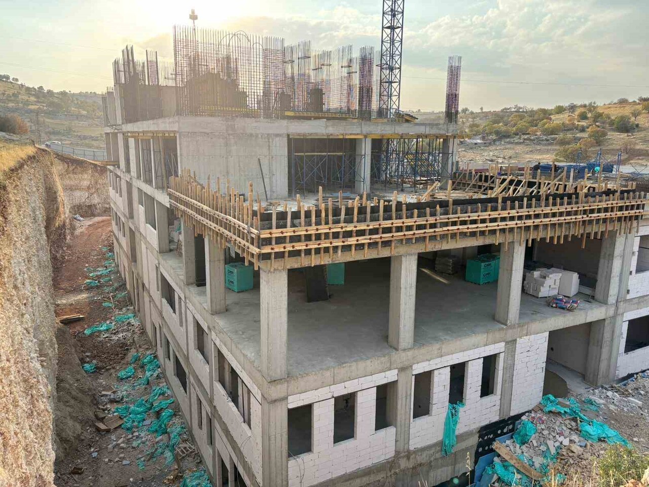 DİYARBAKIR’IN EĞİL İLÇESİNDE SAĞLIK HİZMETLERİNİ ÇOK DAHA GÜÇLÜ VE MODERN BİR YAPIYA KAVUŞTURACAK...