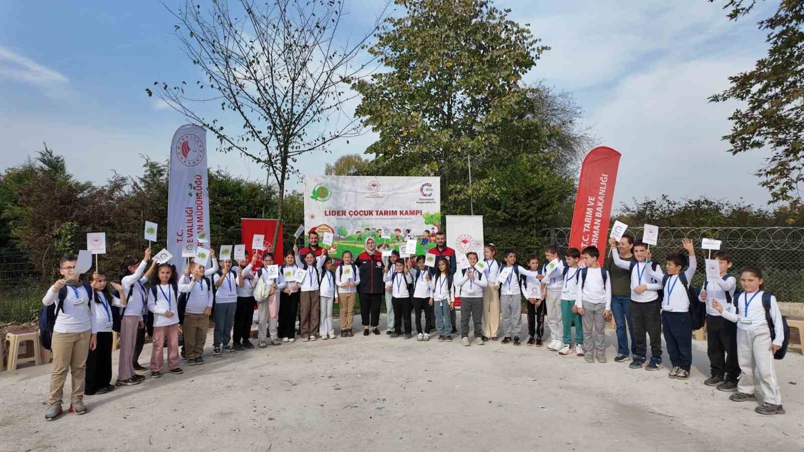 DÜZCE’DE LİDER ÇOCUK TARIM KAMPI, KOOPERATİFÇİLİK TEMASIYLA KONAKLI'DA ‘BİRLİKTE ÇOK GÜÇLÜYÜZ’...